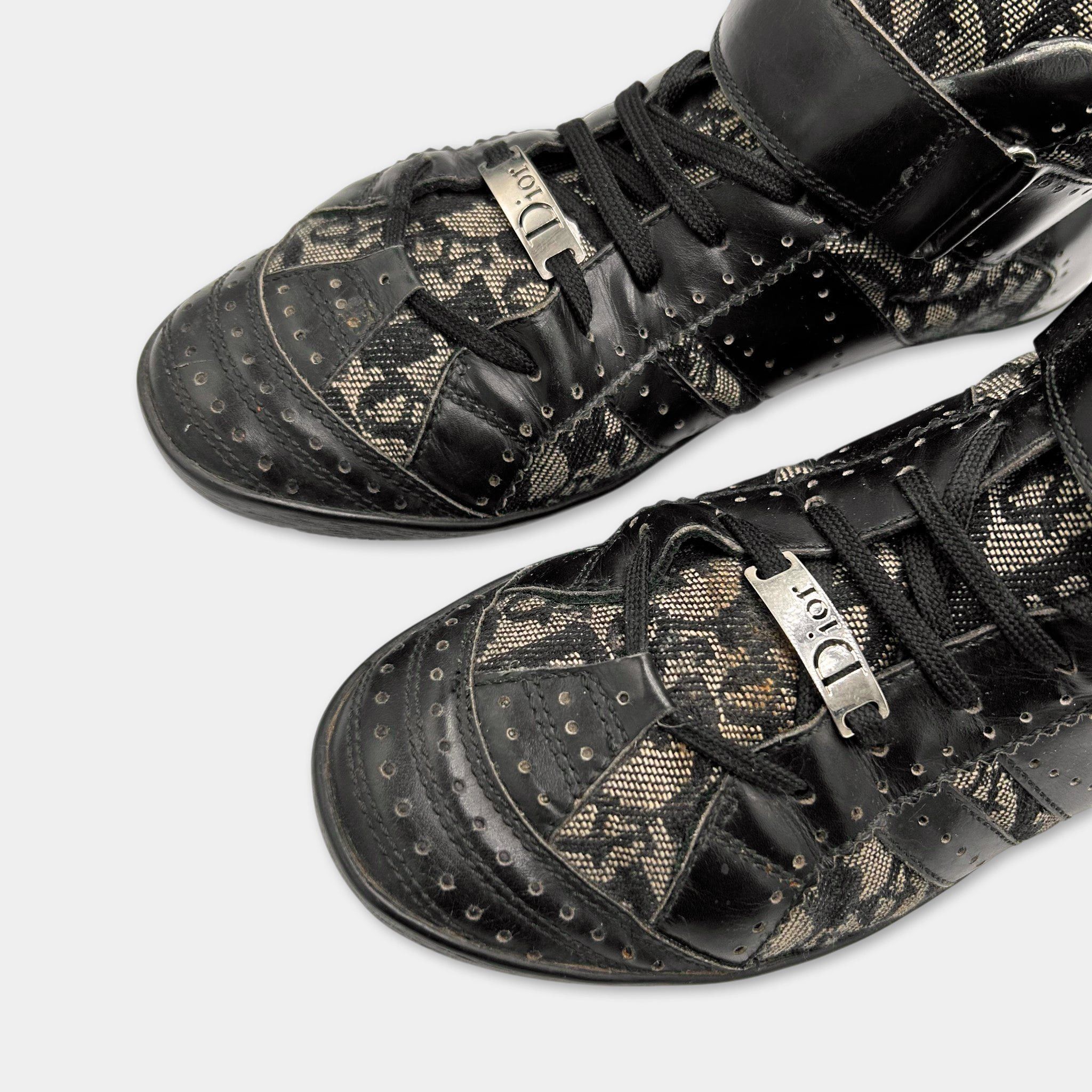 Dior Christian Dior 2004 Monogram Canvas Mid-Top Sneakers Size US 9 / IT 39 - 5 Thumbnail