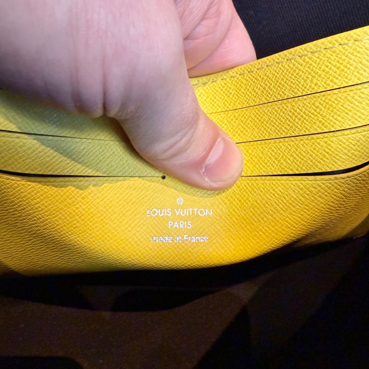 Louis Vuitton Louis Vuitton Damier Graphite Rainbow Pochette Voyage MM Size ONE SIZE - 14 Thumbnail