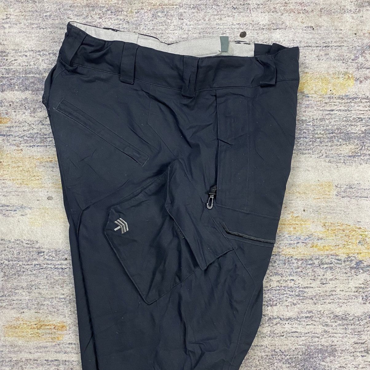 Analog Analog multi pocket snowboard pants Size US 34 / EU 50 - 3 Thumbnail