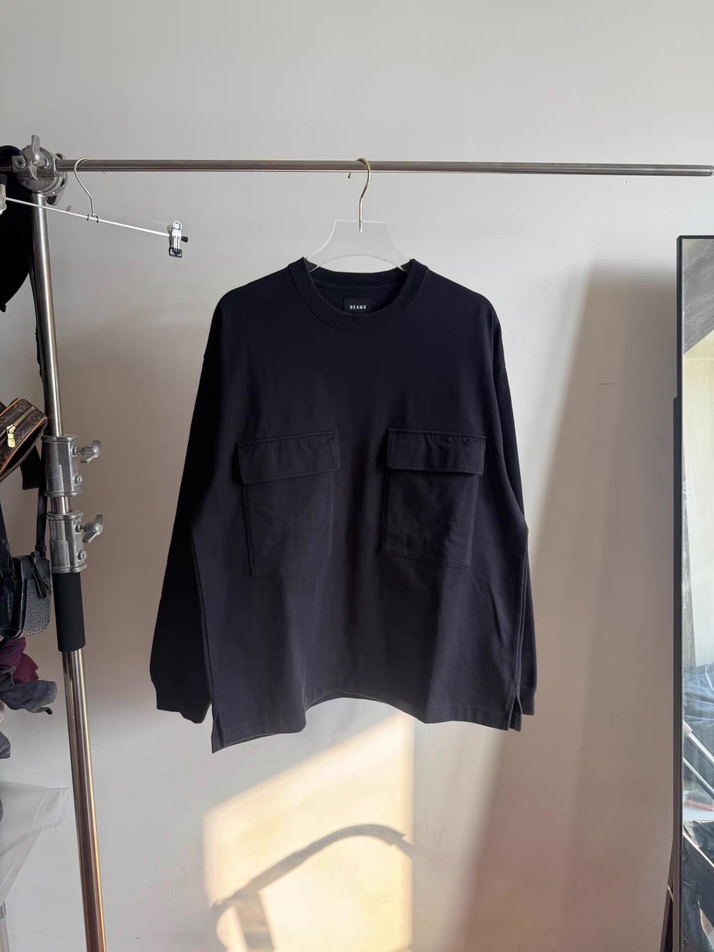 Beams Plus BEAMS double-pocket sweatshirt Q17 Size US M / EU 48-50 / 2 - 1 Thumbnail
