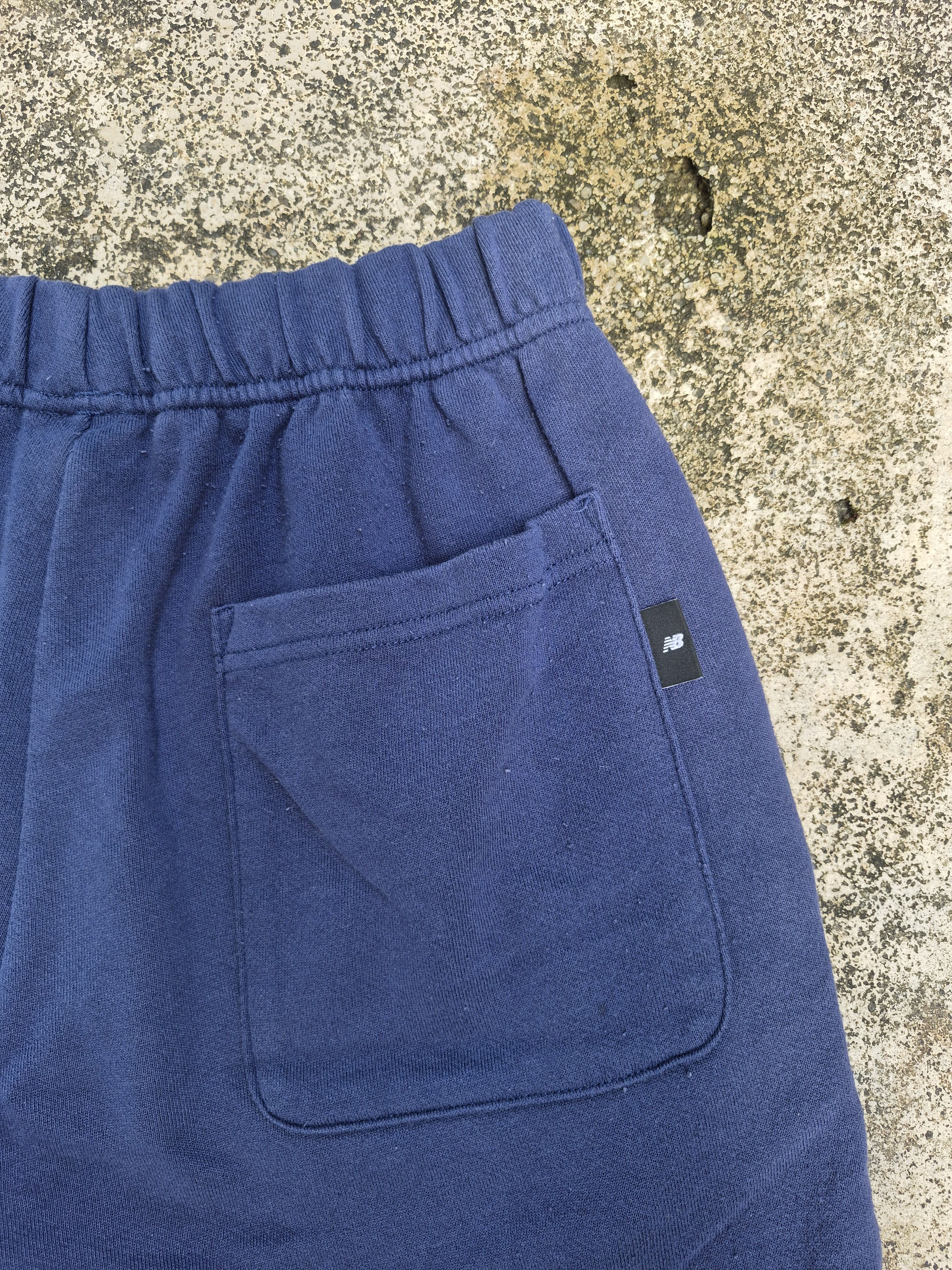 New Balance 🔥 New Balance Carpet Logo Shorts Size US 30 / EU 46 - 4 Thumbnail