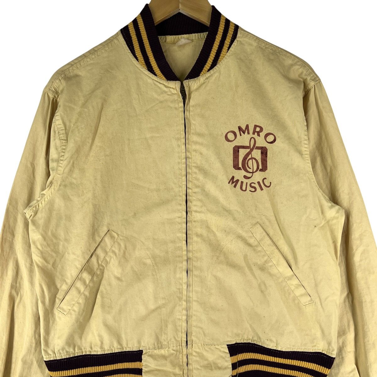 Champion 🔥 VTG 50s CHAMPION RUNNING MAN OMRO MUSIC PEP BAND JACKET Size US M / EU 48-50 / 2 - 4 Thumbnail