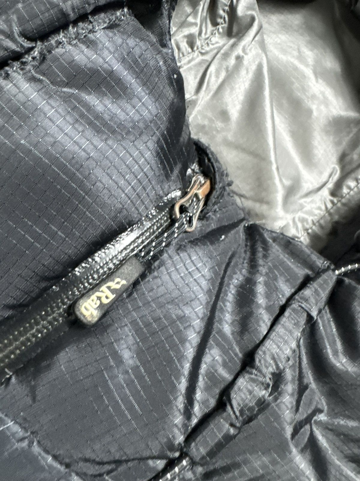 Rab Rab Neutrino Endurance Down Puffer Jacket Black Size M Size US M / EU 48-50 / 2 - 5 Thumbnail