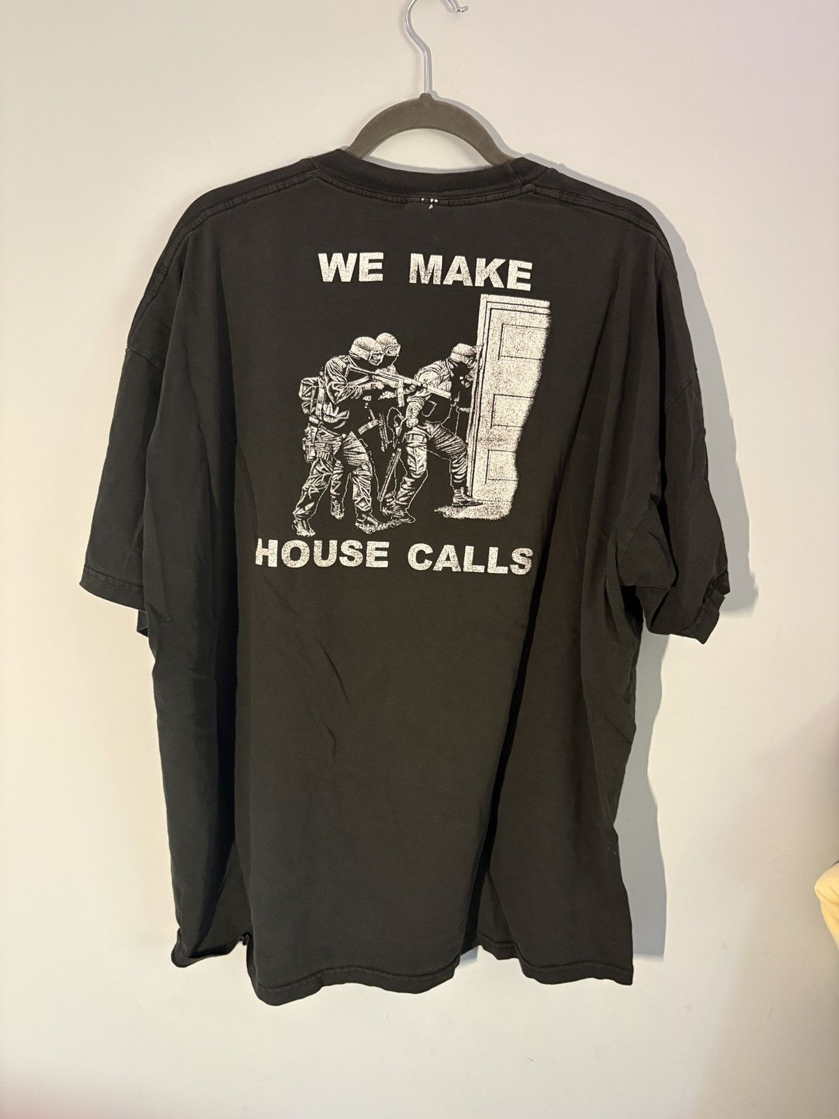 Distressed “We Make House Calls” Dick Kramer Tee