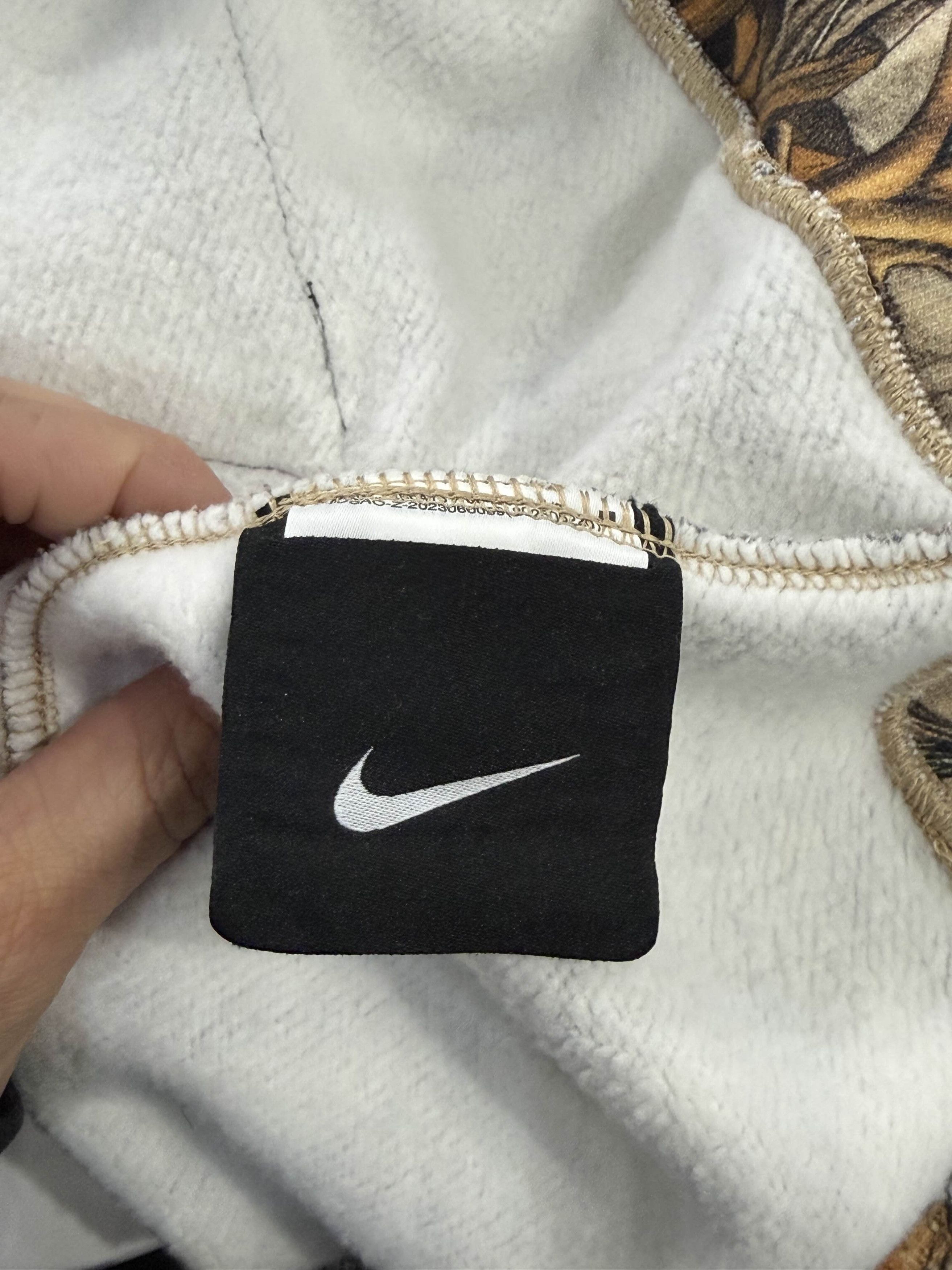 Chrome Hearts Chrome Hearts Nike NOCTA Pullover Hoodie Size US XL / EU 56 / 4 - 4 Thumbnail