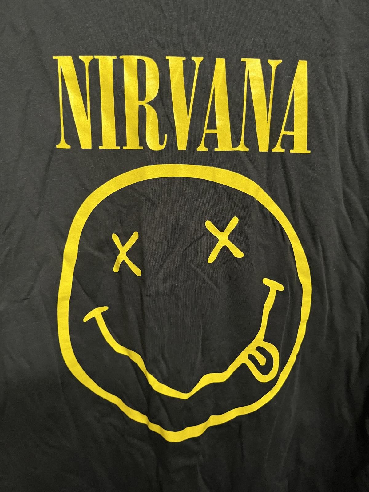 Pull & Bear Pull&Bear x Nirvana Smiley Rolled Sleeves Junior Tee - M Size M / US 6-8 / IT 42-44 - 3 Thumbnail
