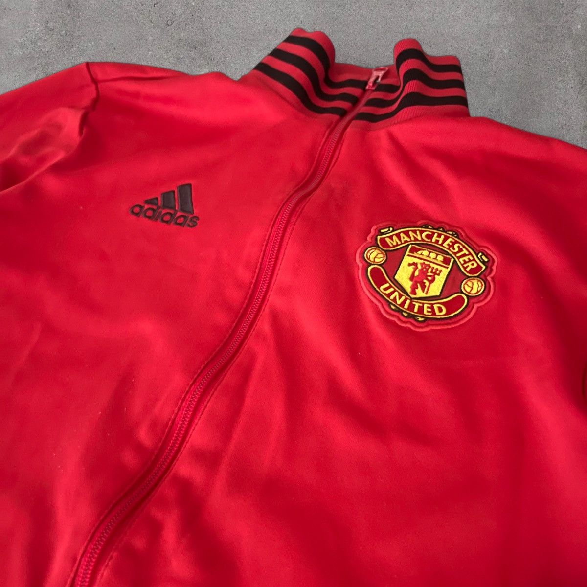 Adidas Adidas Manchester United Track Jacket Red Vintage 2000s Size US S / EU 44-46 / 1 - 3 Thumbnail
