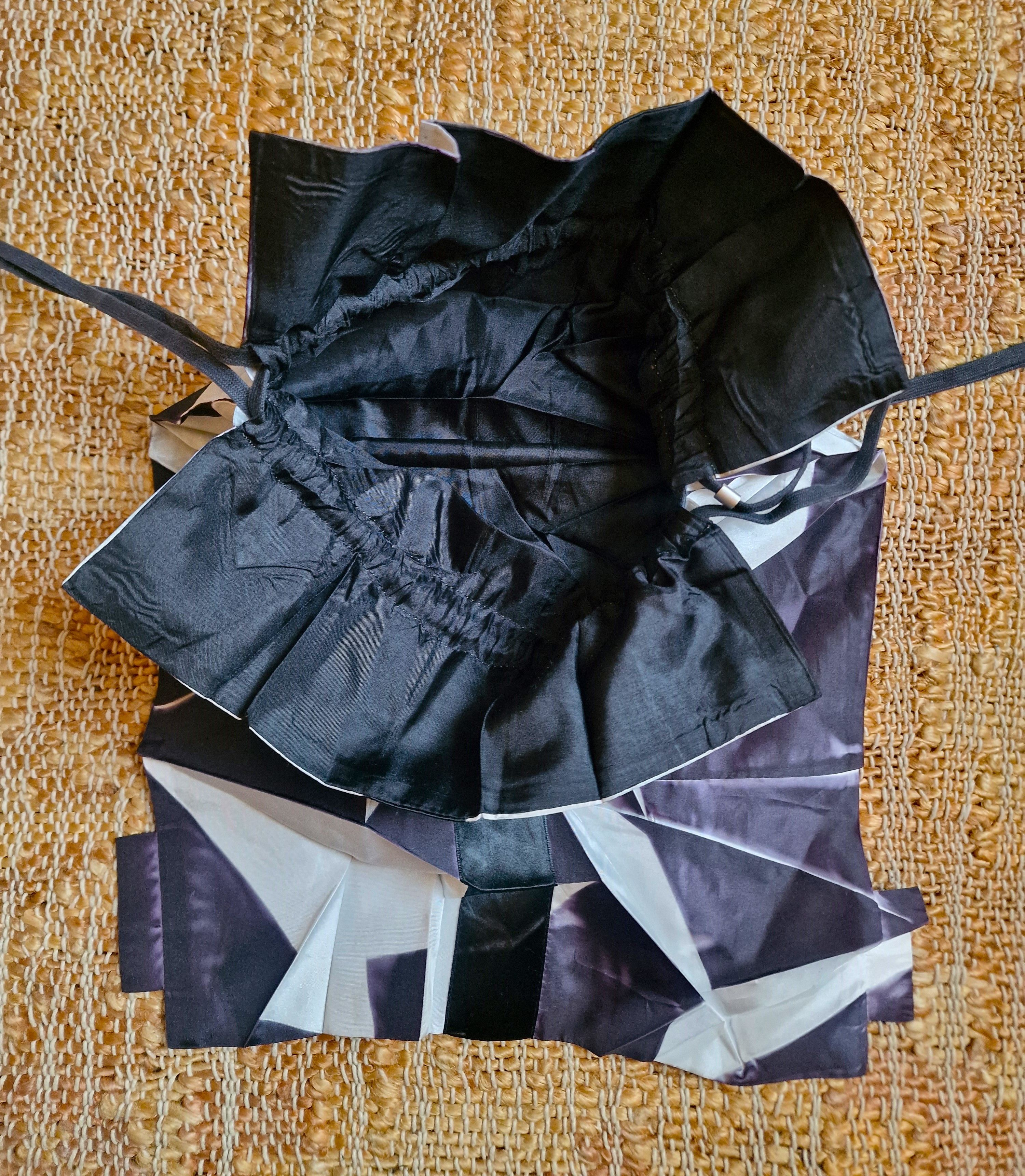 Issey Miyake Issey Miyake Pleated Vintage Pouch Evening Backpack Bag Size ONE SIZE - 16 Thumbnail