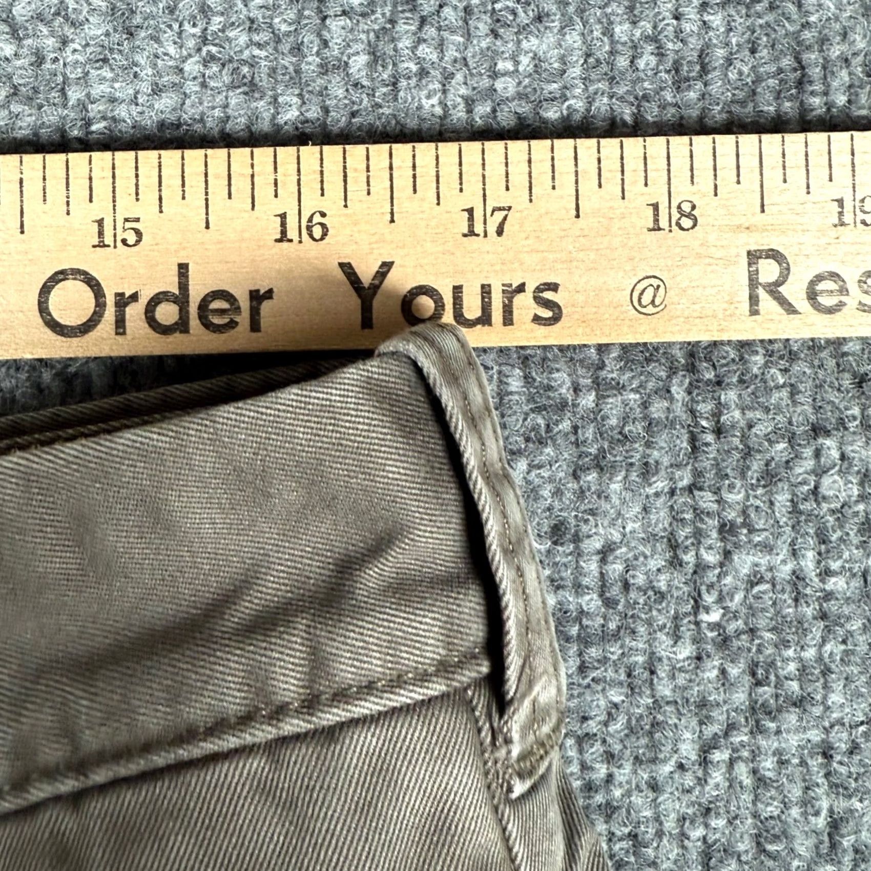 Vintage Bass Khakis Pants Mens 34x32 Chino Casual Workwear Flat Front Cotton Brown Khaki Trousers Bag? No, include Bass first. Size US 34 / EU 50 - 7 Thumbnail