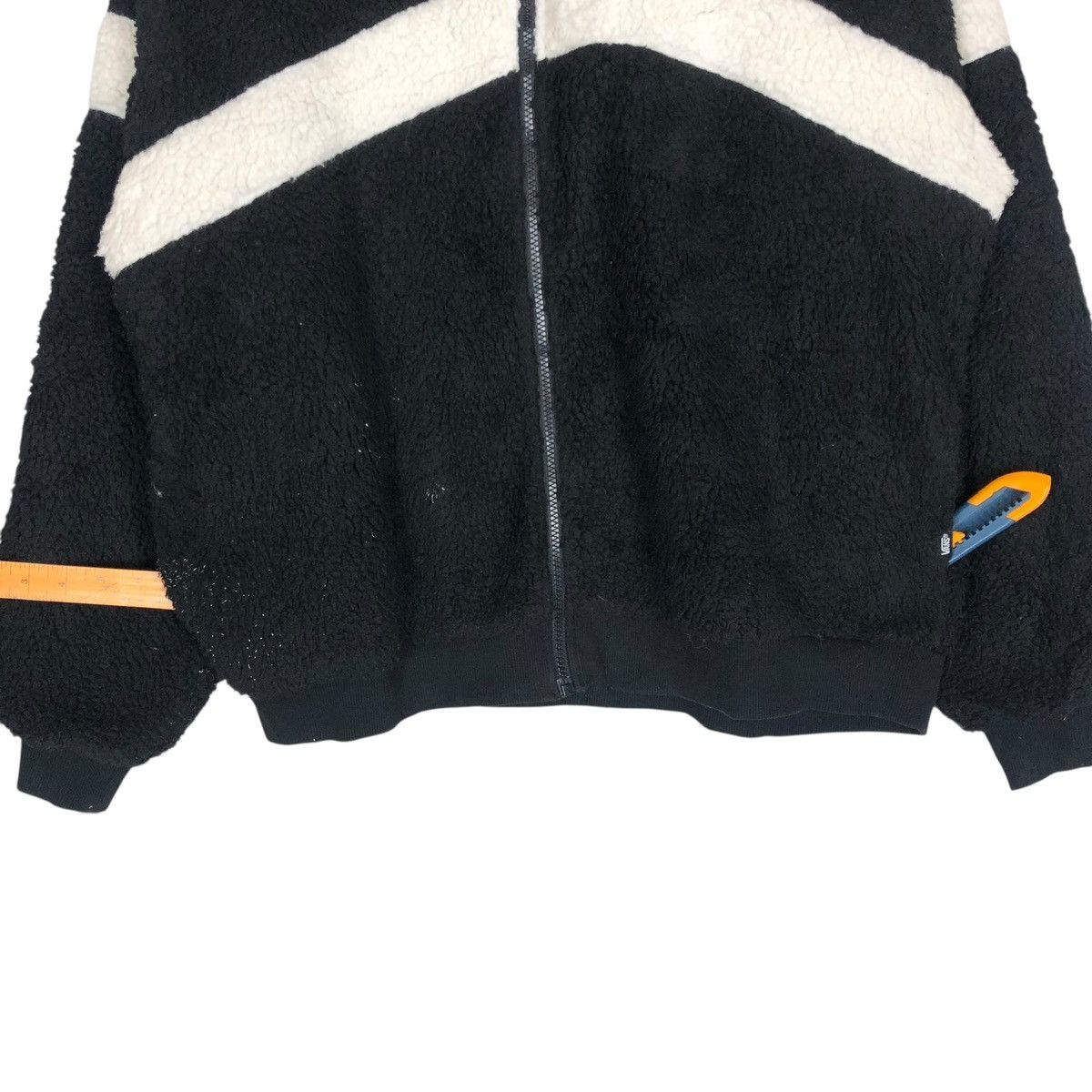 Vans Vintage Vans Fleece Sherpa Jacket: Full Zip Streetwear Size US L / EU 52-54 / 3 - 11 Thumbnail