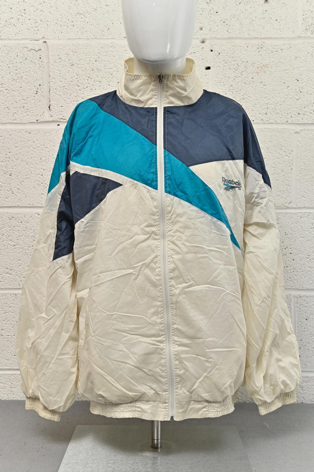 Reebok Reebok Cream Vintage Windbreaker Jacket Mens Size XL Size US XL / EU 56 / 4 - 1 Thumbnail