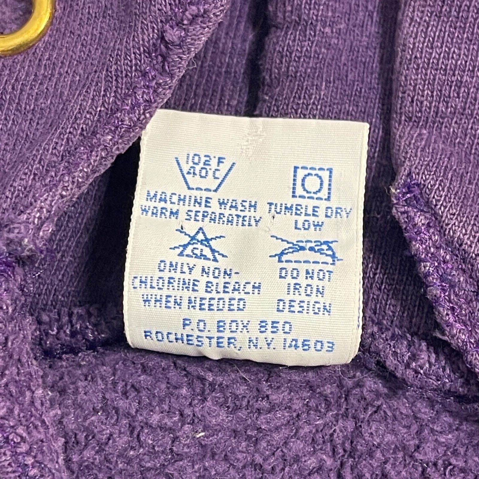 Champion Champion Reverse Weave OOAK Vtg V-Neck Cone Head Pullover Ho Size US XXL / EU 58 / 5 - 12 Thumbnail
