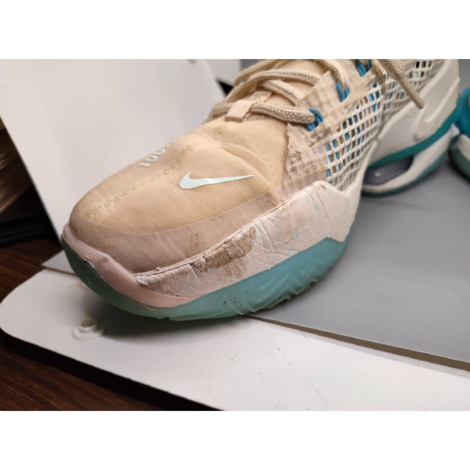 Nike VINTAGE Nike Air Zoom GT Basketball Sneakers Men’s Size 9 Beige Garden 2023 Activewear Size US 9 / EU 42 - 7 Thumbnail