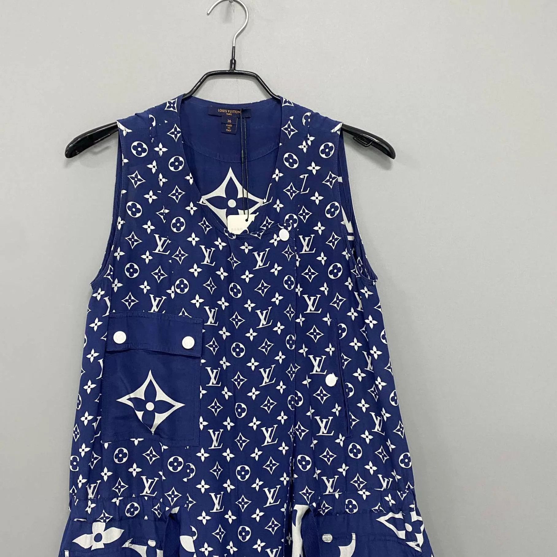Louis Vuitton LV women's Bermuda all-over logo sleeveless dress 36 Size XS / US 0-2 / IT 36-38 - 2 Thumbnail