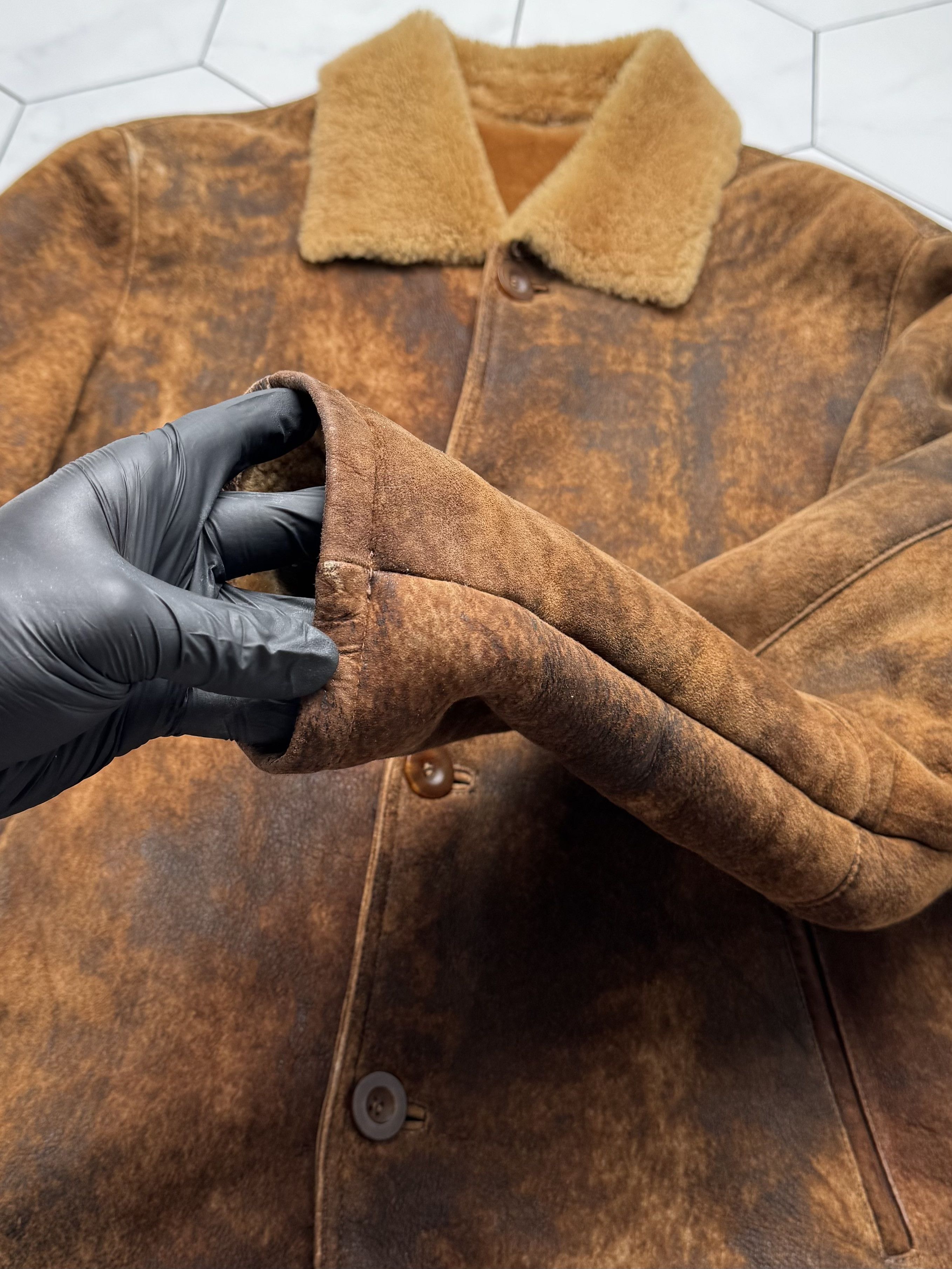 Vintage Vintage Real Shearling Faded Jacket(B409)E2D15 Size US XXL / EU 58 / 5 - 9 Thumbnail