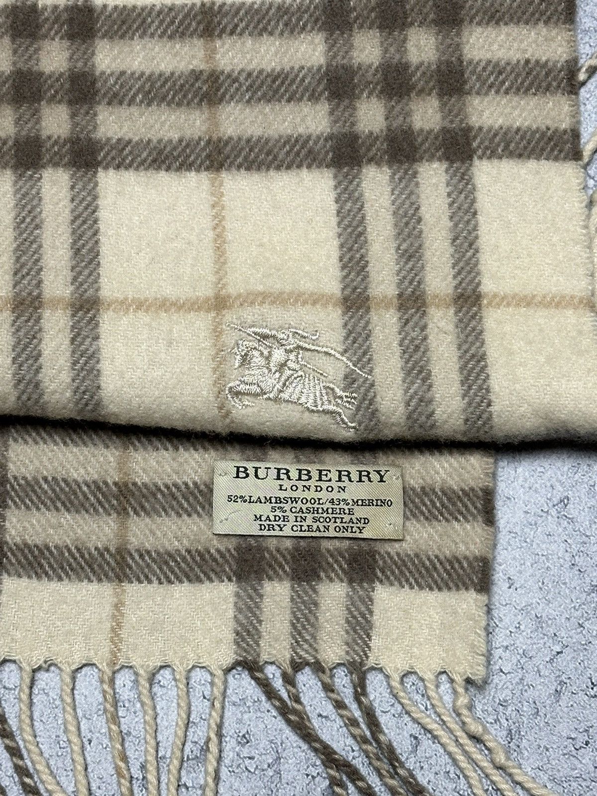 Burberry Burberry Lambswool Cashmere Nova Check Scarf Muffler Size ONE SIZE - 8 Thumbnail