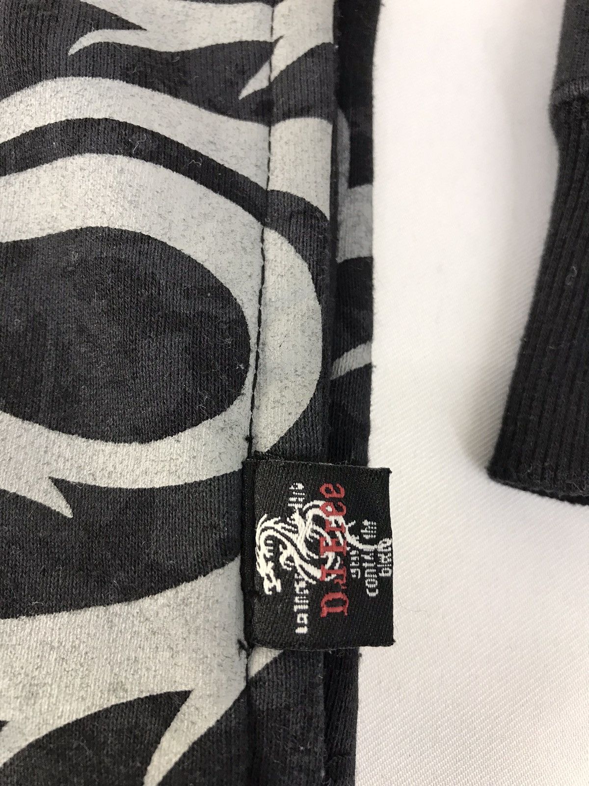 Japanese Brand Sweaters Dj Free JapaneseBrand Picture Dragon Hoodie Style Size US L / EU 52-54 / 3 - 5 Thumbnail