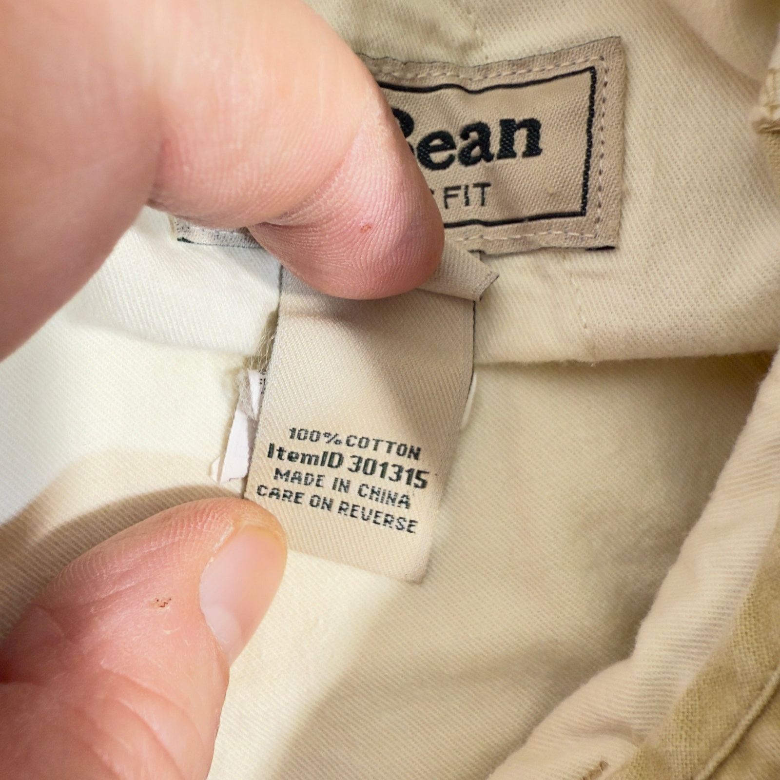 L.L. Bean LL Bean Classic Fit Cargo Pant W33 L30 301315 Cream Tropic Size US 33 - 2 Thumbnail
