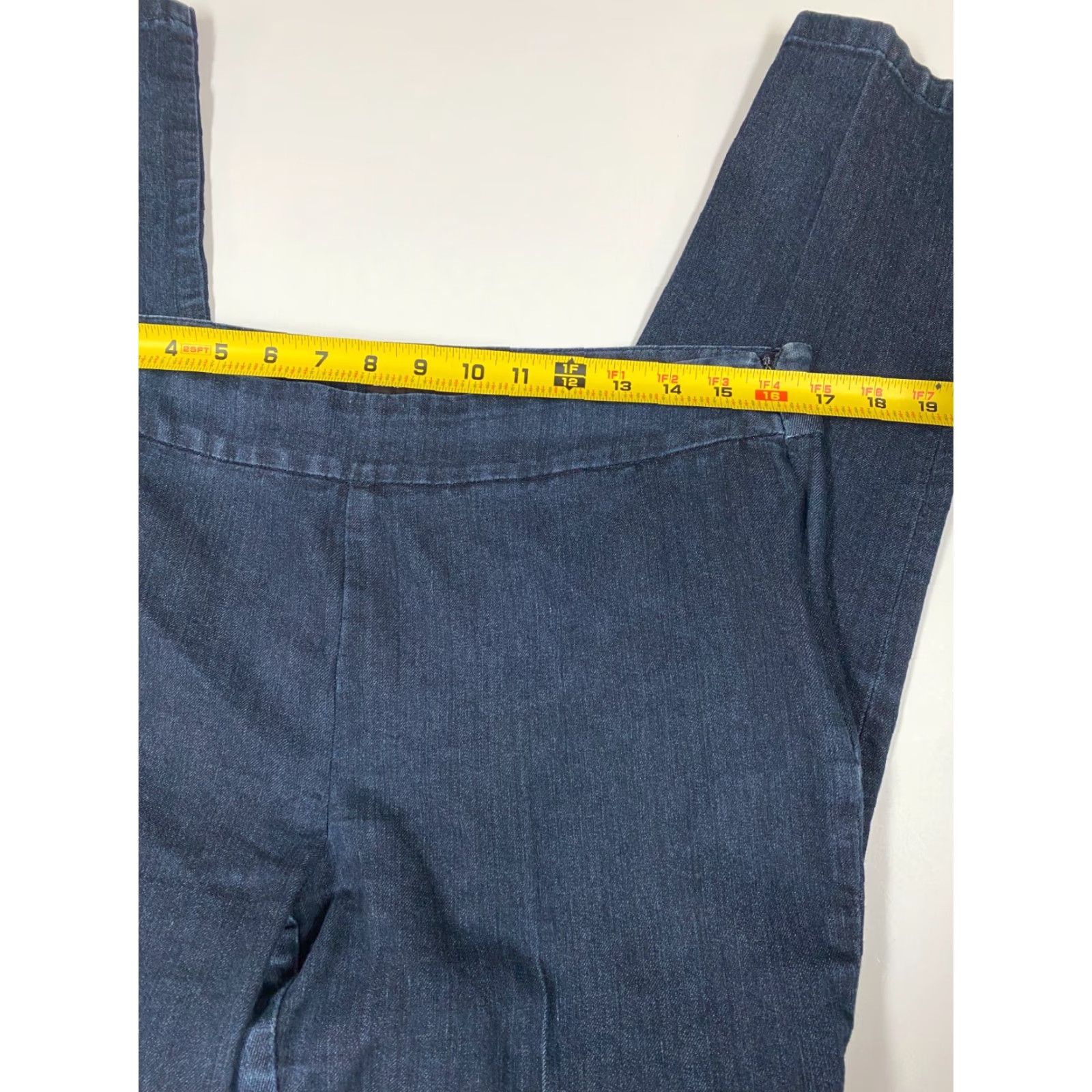 Vintage Dana Buchman Jeans Women's Regular Size 10 Blue Dark Denim Straight 28in Inseam Slimming Stretch Size 32" / US 10 / IT 46 - 4 Thumbnail