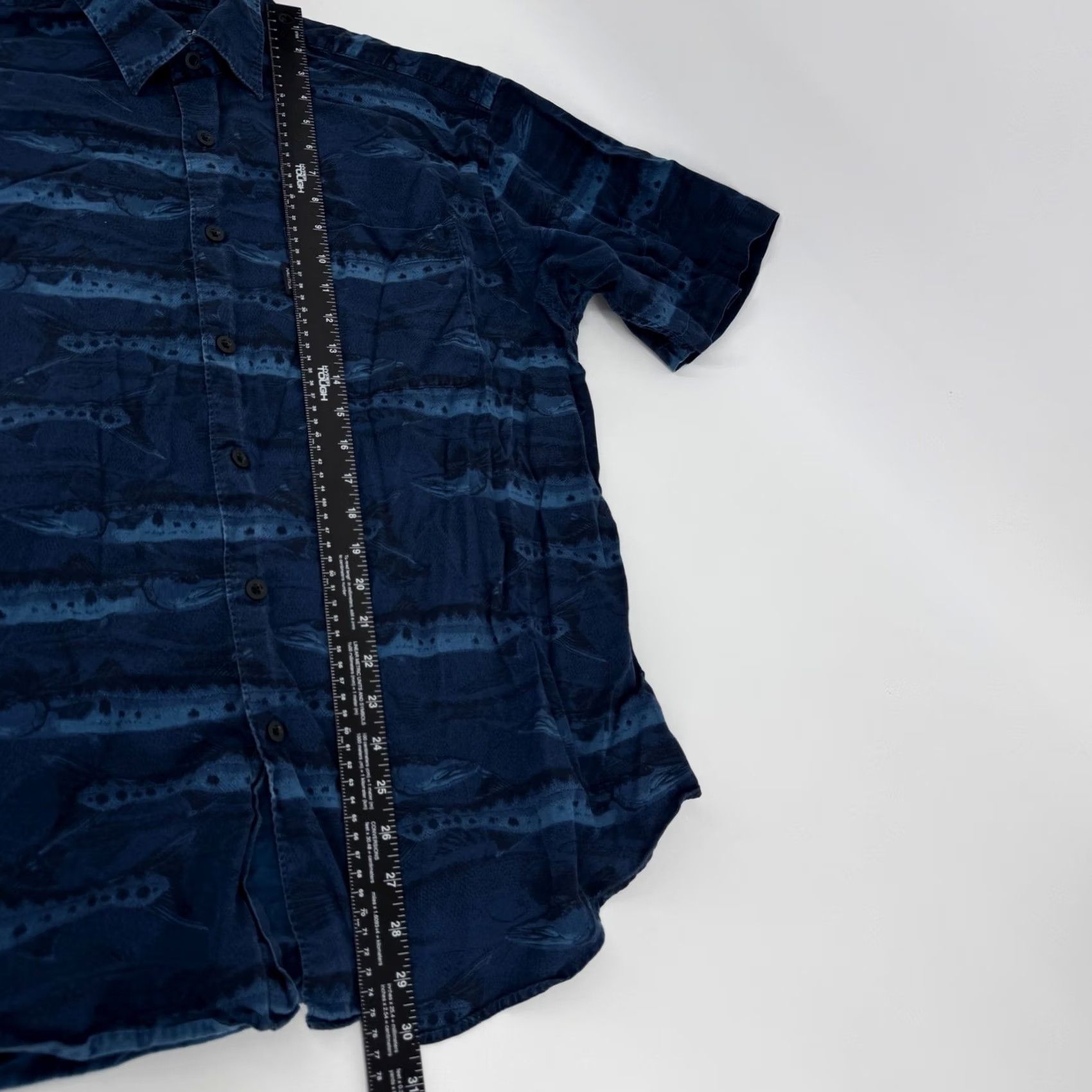 Nautica Vintage Nautica Shirt Short Sleeve Button-Down Blue Fish Print Mens Large Casual Summer Tropical Cotton Button-Up Theme: Tropical 90s Girls/Mens Size US L / EU 52-54 / 3 - 5 Thumbnail
