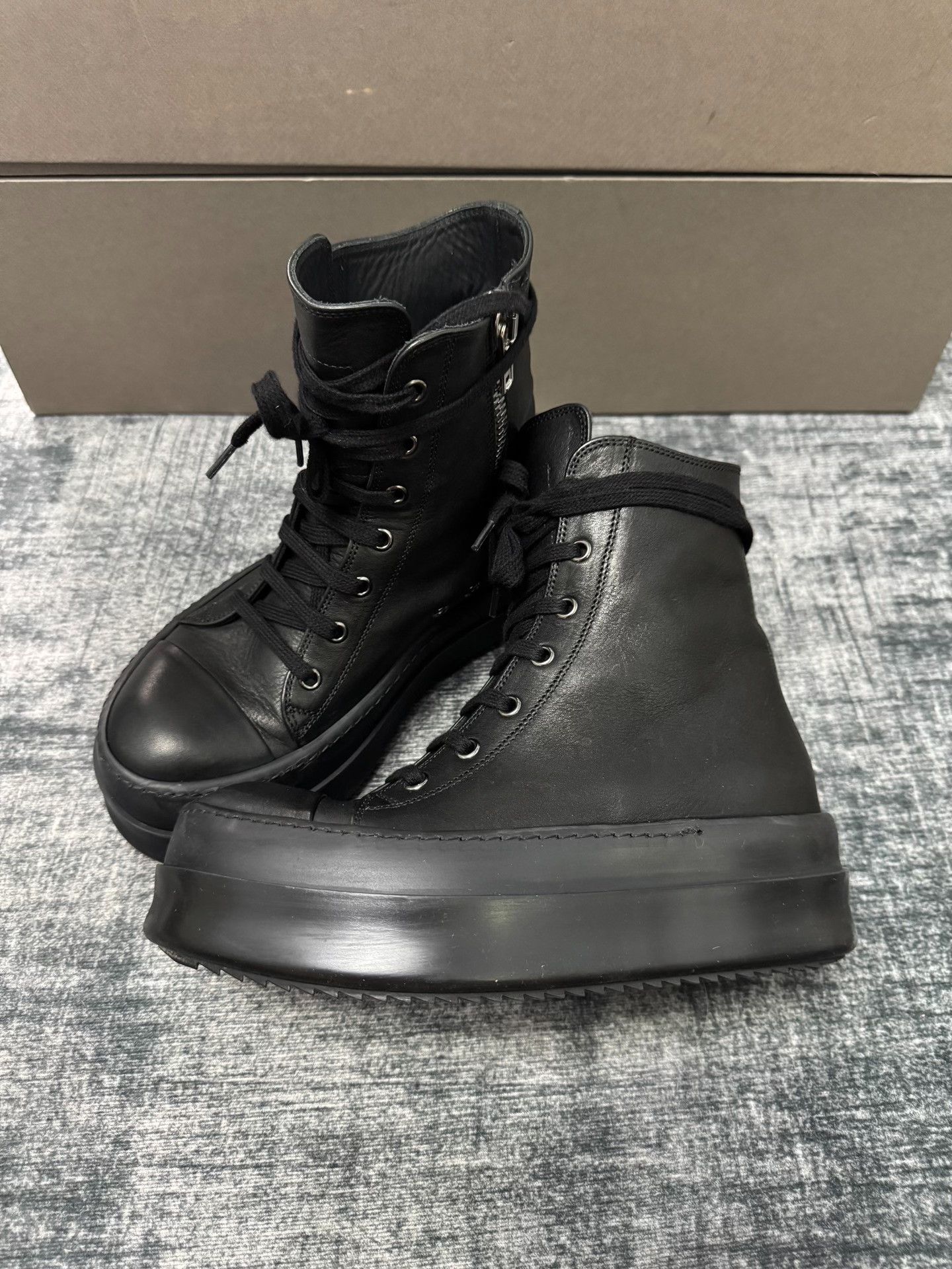 Rick Owens Rick Owens Black Hitop Sneakers 36 Women Size US 6 / IT 36 - 1 Thumbnail