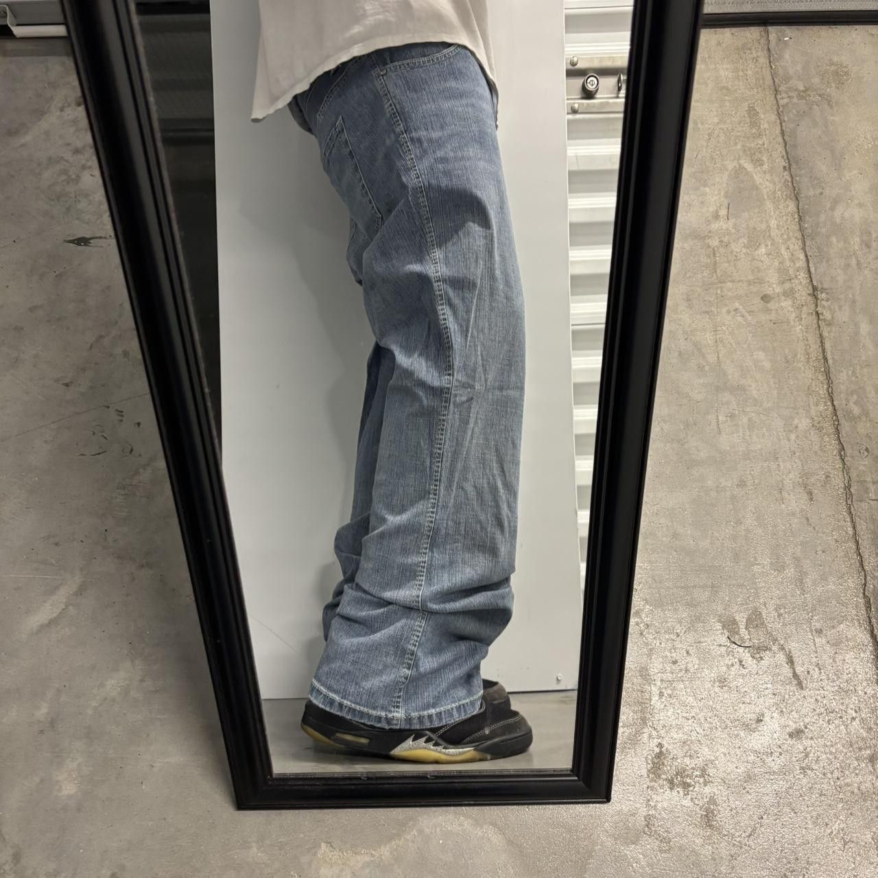 Tommy Hilfiger Crazy Vintage Y2K/2000s Light Wash Tommy Hilfiger Bootcut Denim Jeans! 34x32 Size US 34 / EU 50 - 2 Thumbnail