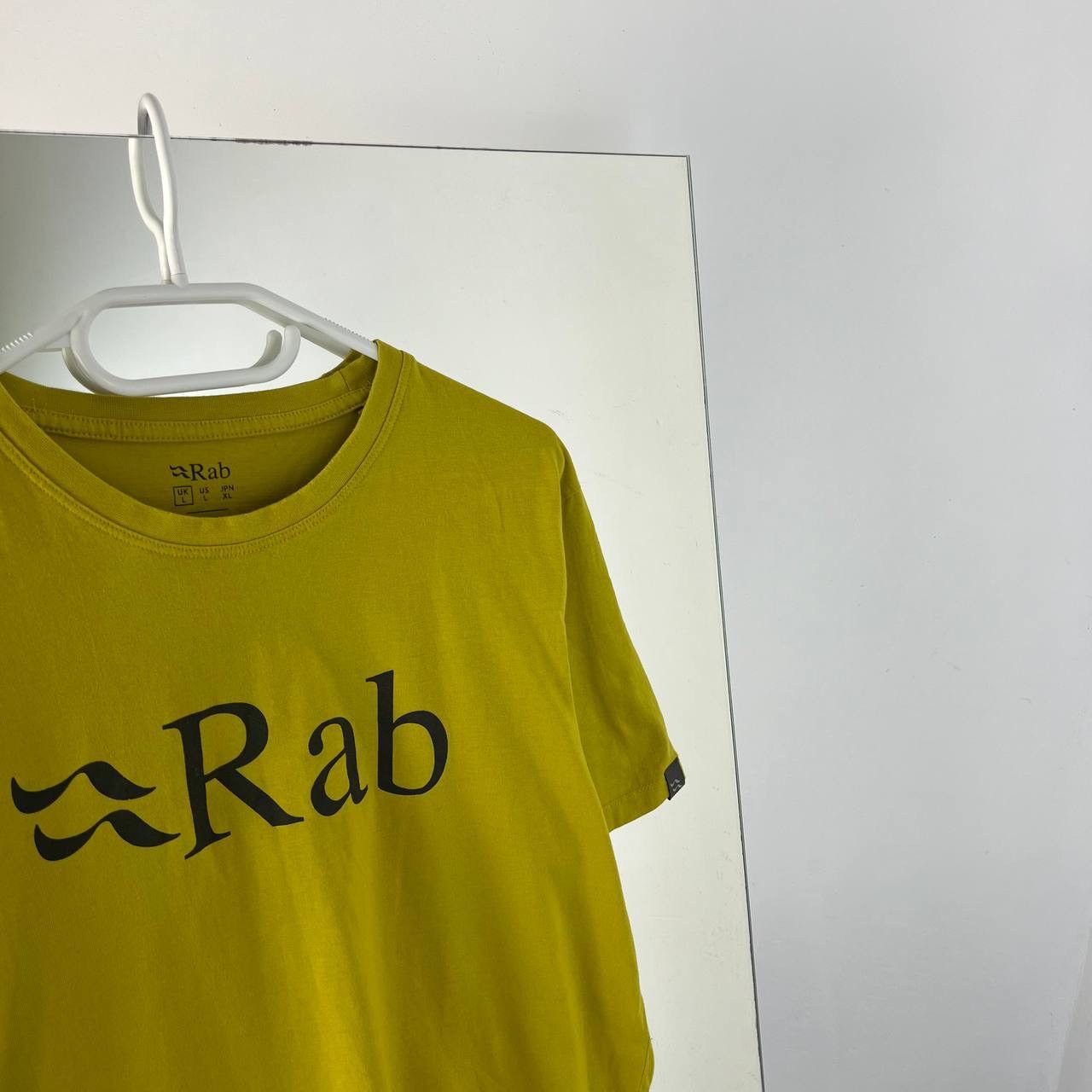 Rab Vintage Y2K Rab Big Logo T-Shirt Streetwear 90s Style Size US L / EU 52-54 / 3 - 2 Thumbnail