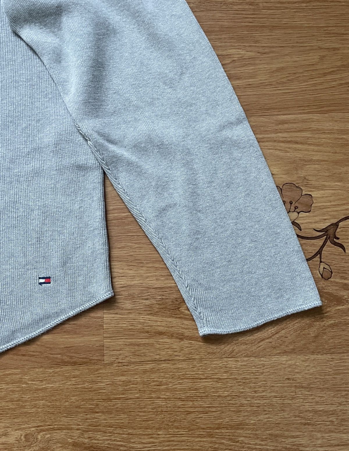 Tommy Hilfiger Vintage Tommy Hilfiger Sweater Size US L / EU 52-54 / 3 - 6 Thumbnail