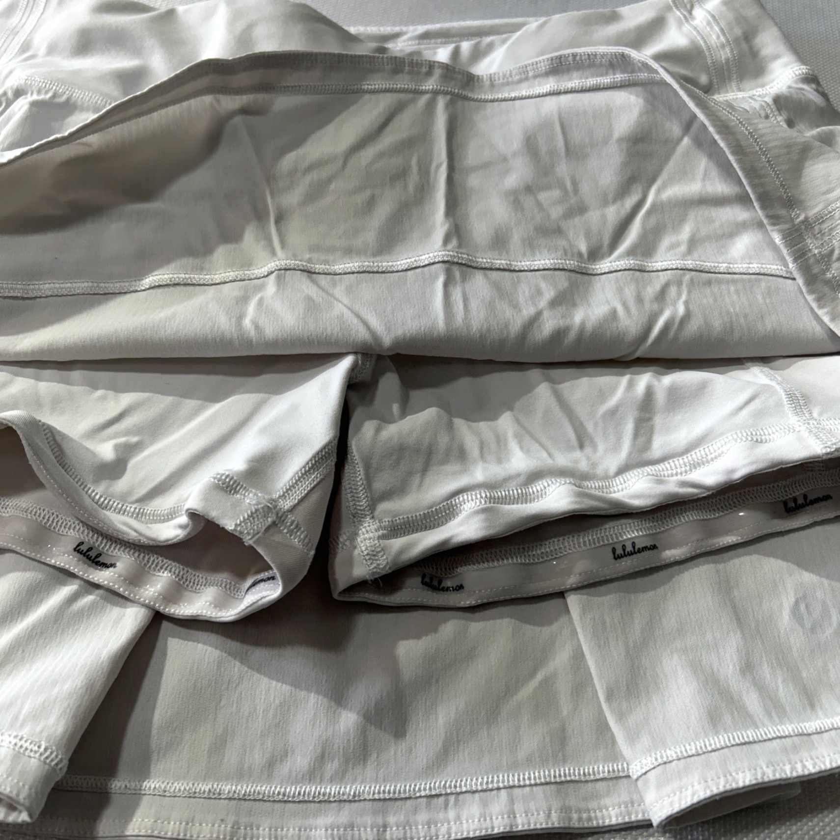 Lululemon Lululemon Skirt Women’s 6 White Athletic Tennis Running Pace Setter Pleated Zip Short Women Sport Size 28" / US 6 / IT 42 - 6 Thumbnail