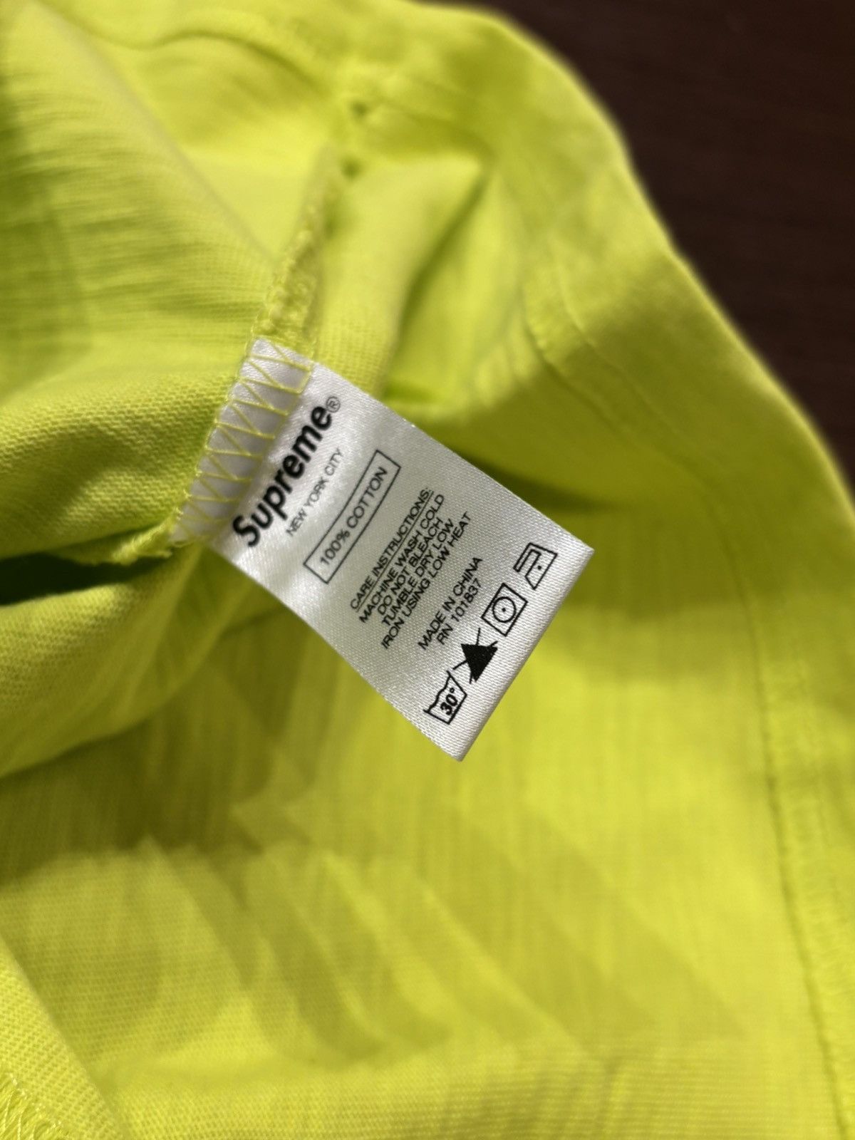 Supreme Supreme Neon LS Tee Size US M / EU 48-50 / 2 - 4 Thumbnail