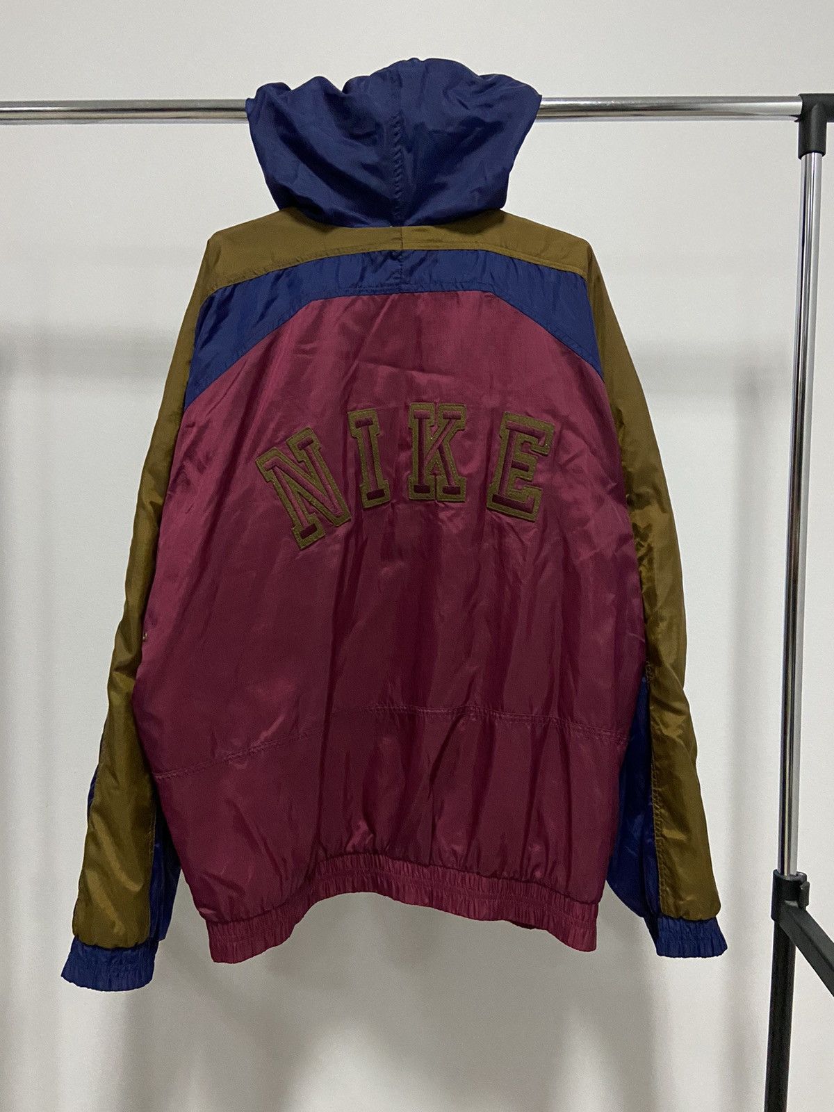 Nike × Vintage Nike Vintage Windbreaker 80s hooded zip spell out logo nylon Size US L / EU 52-54 / 3 - 1 Thumbnail