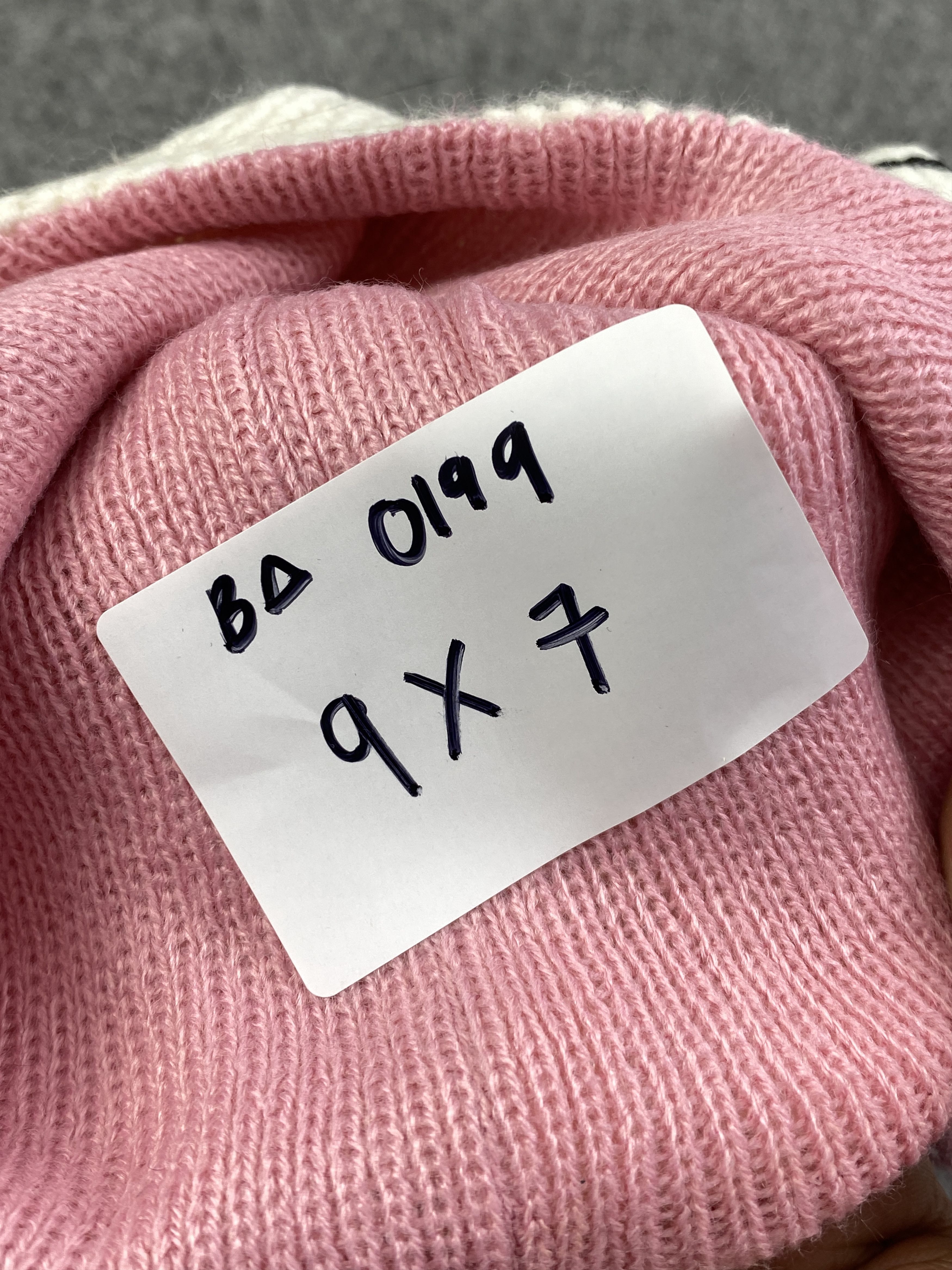 Japanese Brand Hello Kitty Beanie / Winter Hat / Snow Cap BA0199 Size ONE SIZE - 8 Thumbnail