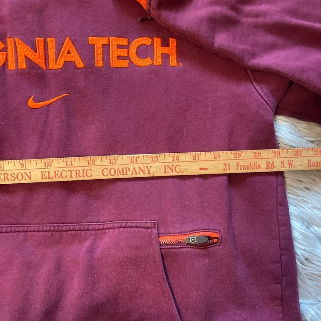 Nike Virginia tech Maroon Nike middle swoosh hoodie size S Size US S / EU 44-46 / 1 - 7 Thumbnail
