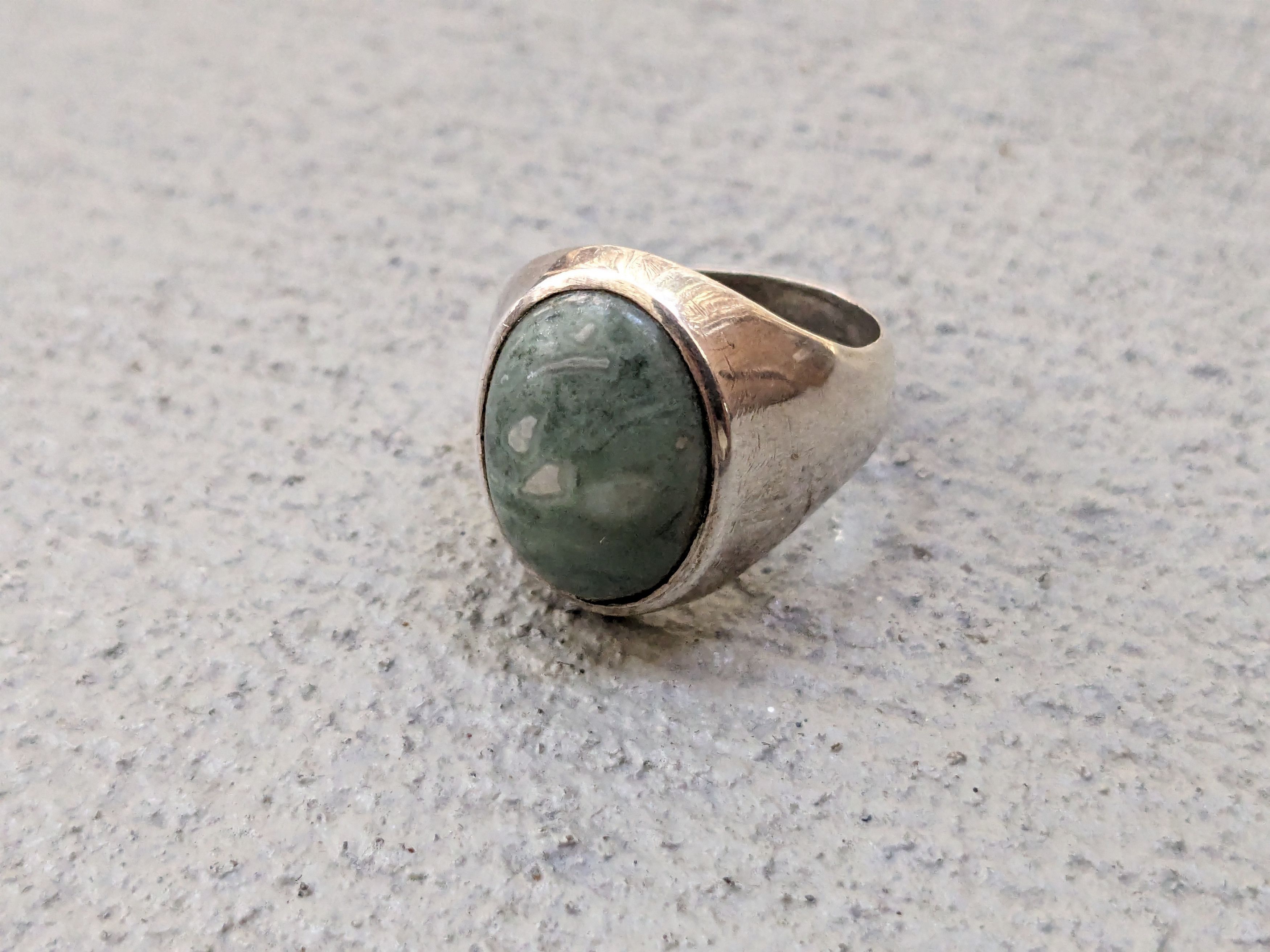 Jewelry Sterling Silver Ring 11 Green Agate Oval Modern Size ONE SIZE - 3 Thumbnail
