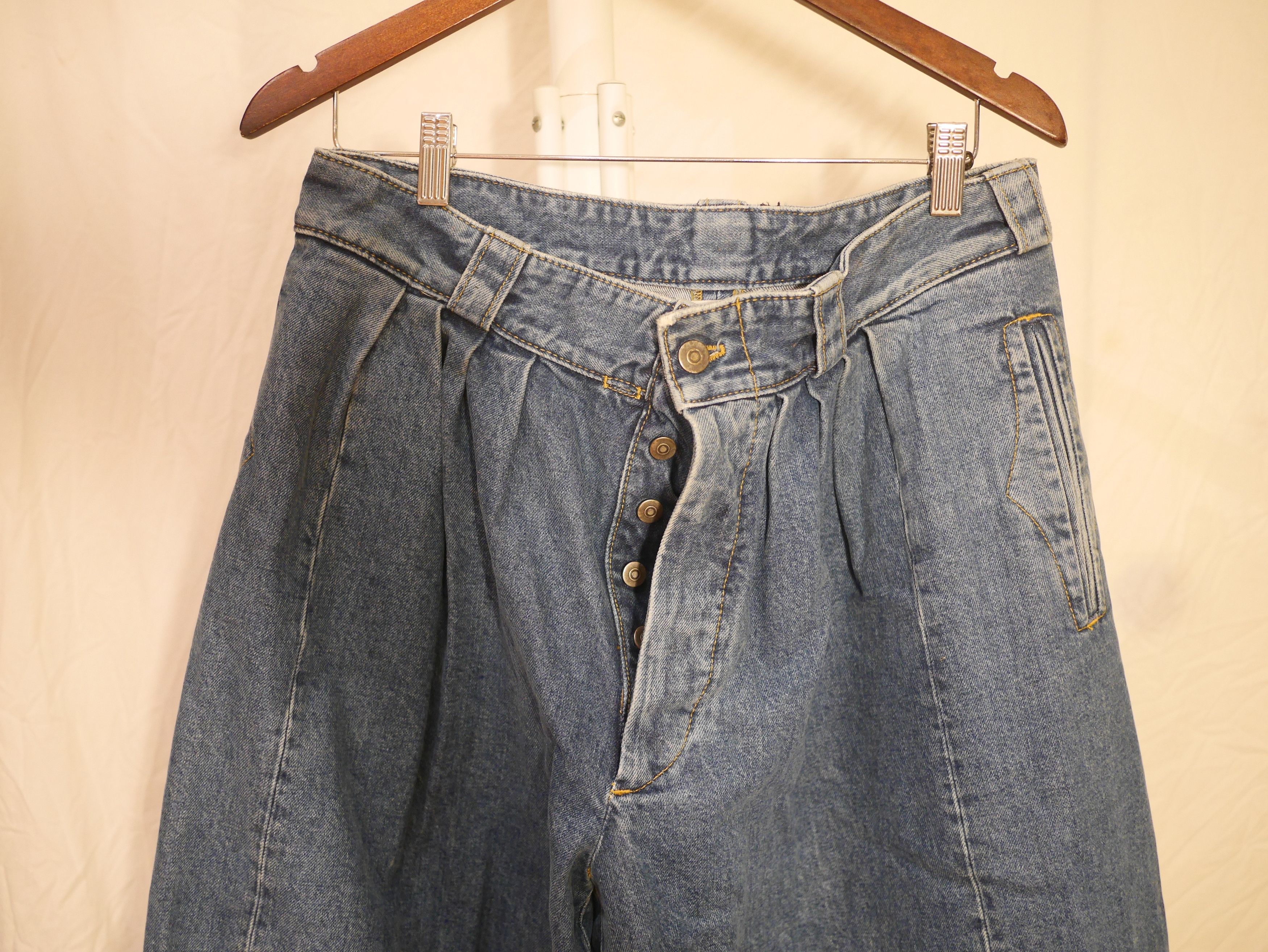 Maison Margiela MARGIELA WHITE LEG JEANS (CUSTOM HEM) Size 28" / US 6 / IT 42 - 2 Thumbnail