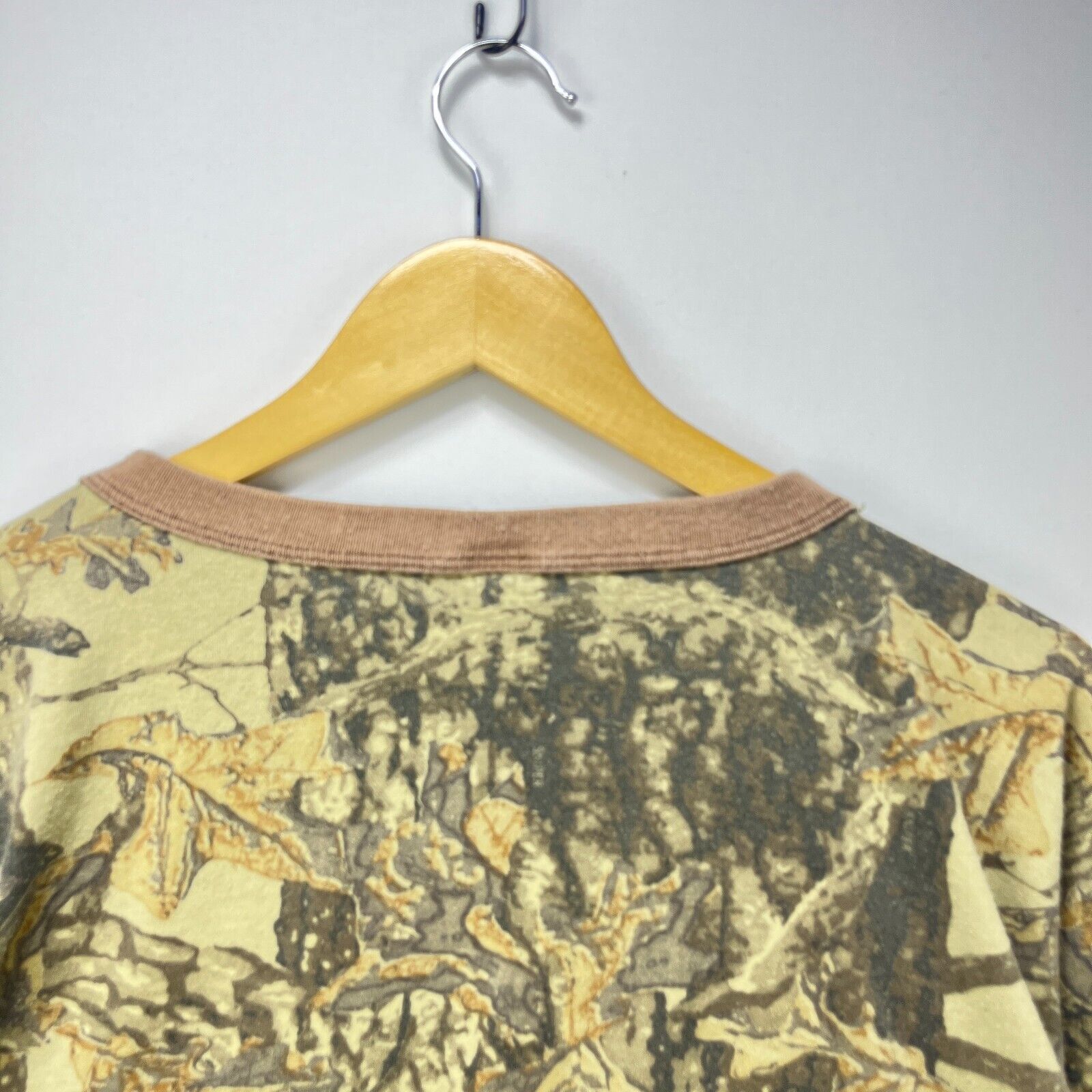 Realtree × Vintage Vintage 90s Realtree Boxy Camo Single Stitch Shirt Large Size US L / EU 52-54 / 3 - 14 Thumbnail