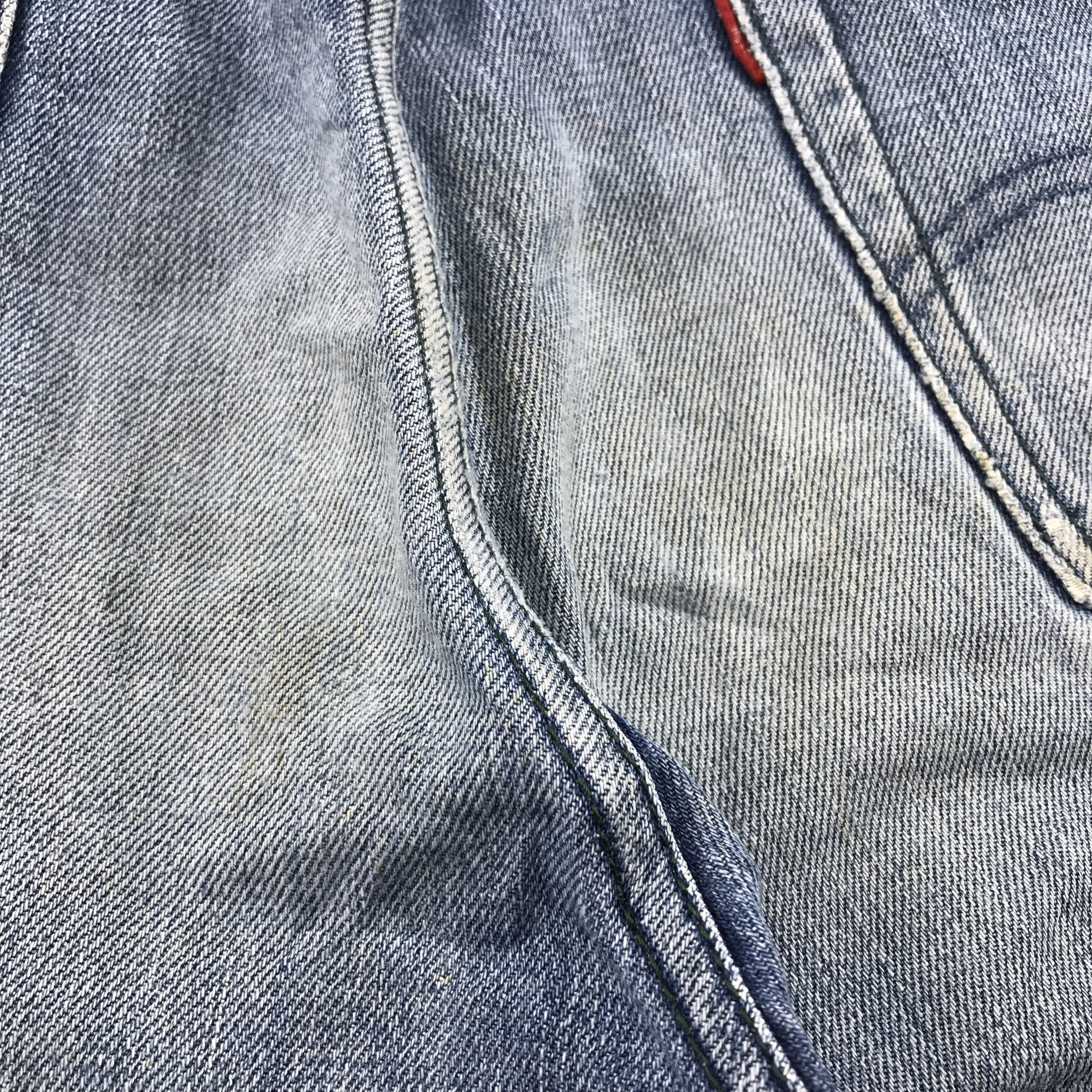 Levi's Vintage Levis 517 Bootcut Jean Distressed Faded Denim KJ3467 Size US 36 / EU 52 - 9 Thumbnail