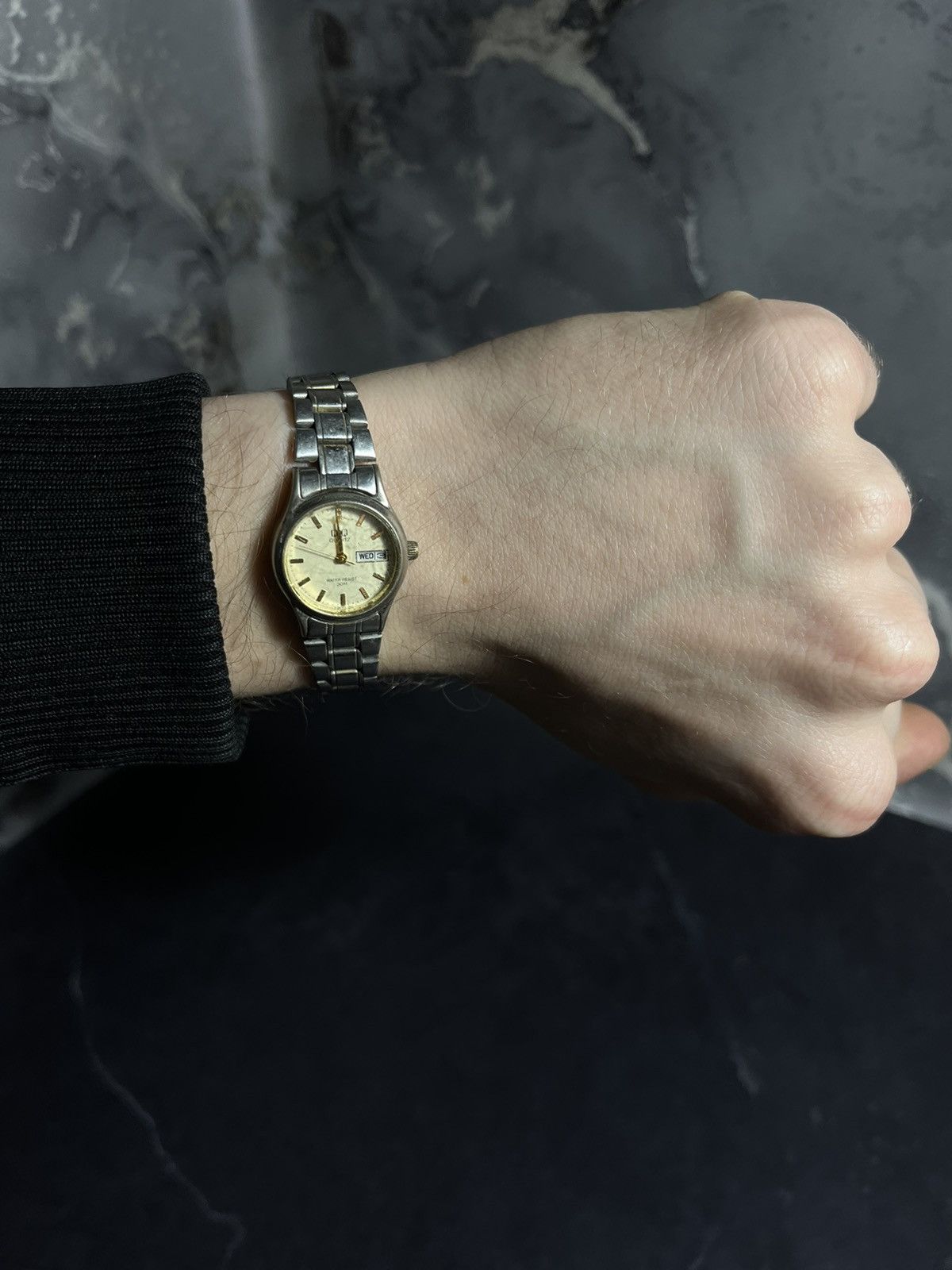 Run The Jewels Vintage Q&Q Quartz Watch | Day-Date | Japanese Brand Size ONE SIZE - 1 Thumbnail