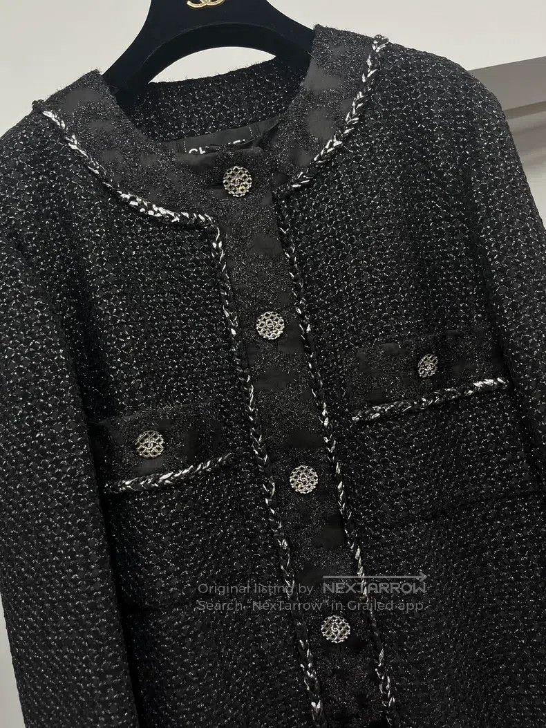Chanel Chanel 22A black tweed long coat Size S / US 4 / IT 40 - 2 Thumbnail