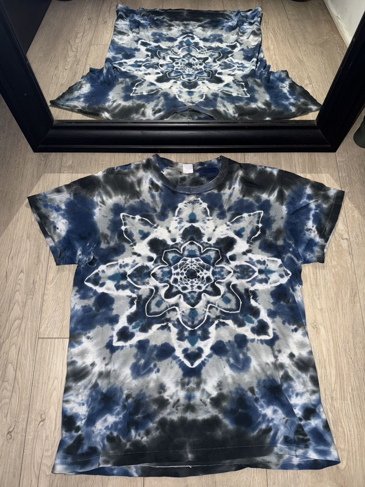 Vintage Vintage / Y2K Tie Dye 1980s Single Stitch Shirt Size US M / EU 48-50 / 2 - 1 Thumbnail