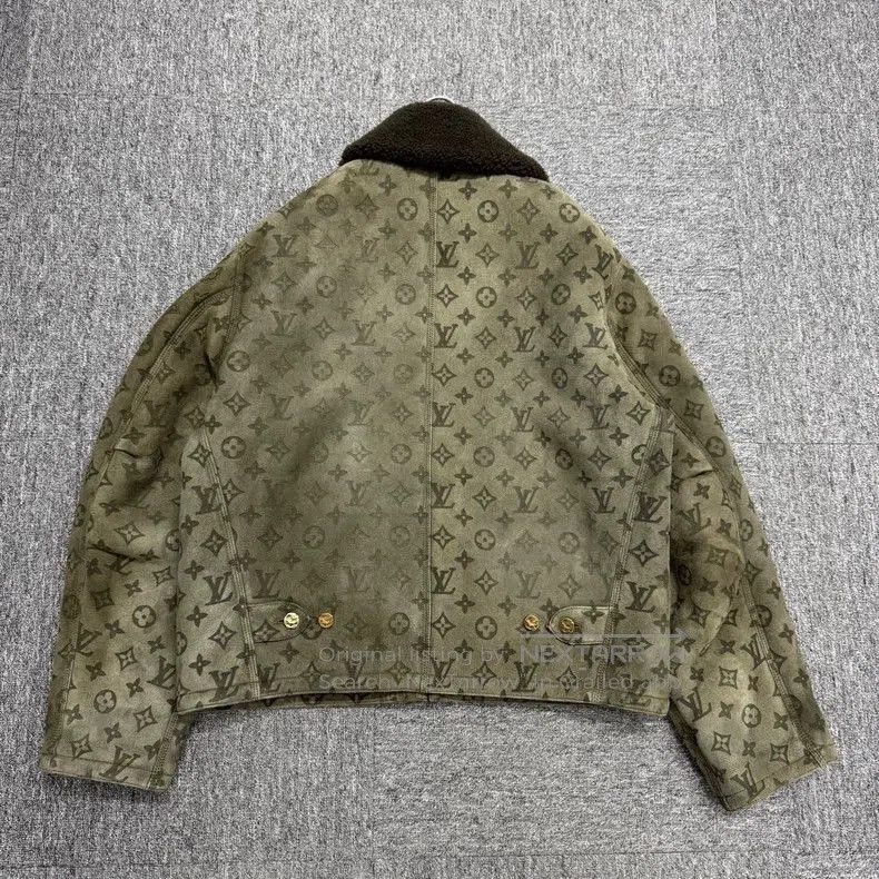 Louis Vuitton LV Shearling Jacket Classic Size 54. Size US XL / EU 56 / 4 - 2 Thumbnail