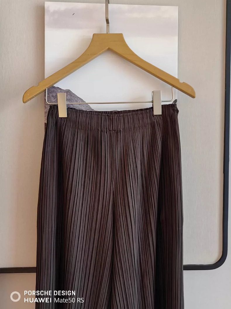 Issey Miyake Issey Miyake size:3 Chocolate-colored pleated pants Size 42" / US 20 - 3 Thumbnail