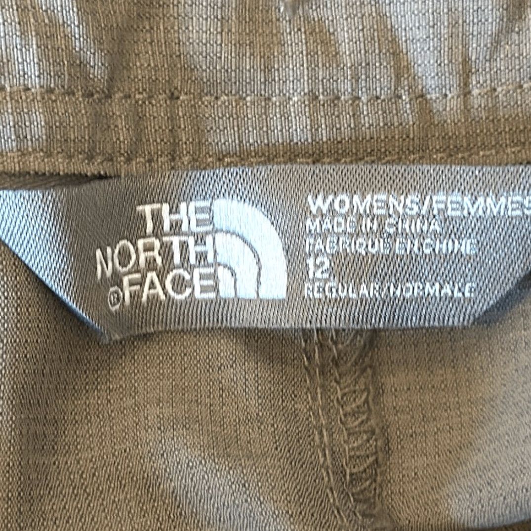 The North Face VINTAGE The North Face Womens Never Stop Cargo Shorts Sz 12 Military Utility Tan Womens 12 Tan Cargo Shorts Size 34" / US 12 / IT 48 - 6 Thumbnail