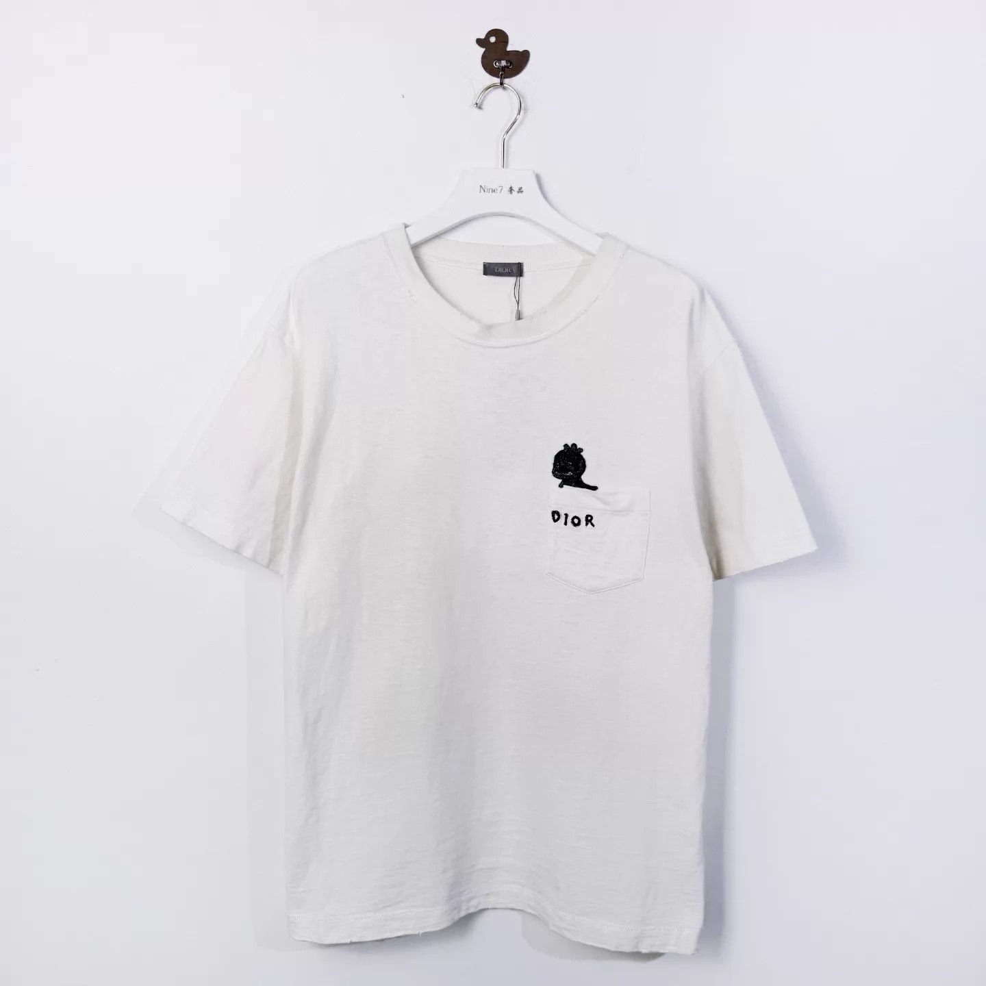 Dior Dior Dragon Logo Pocket Crewneck Tee White 2XL Size US XXL / EU 58 / 5 - 1 Thumbnail