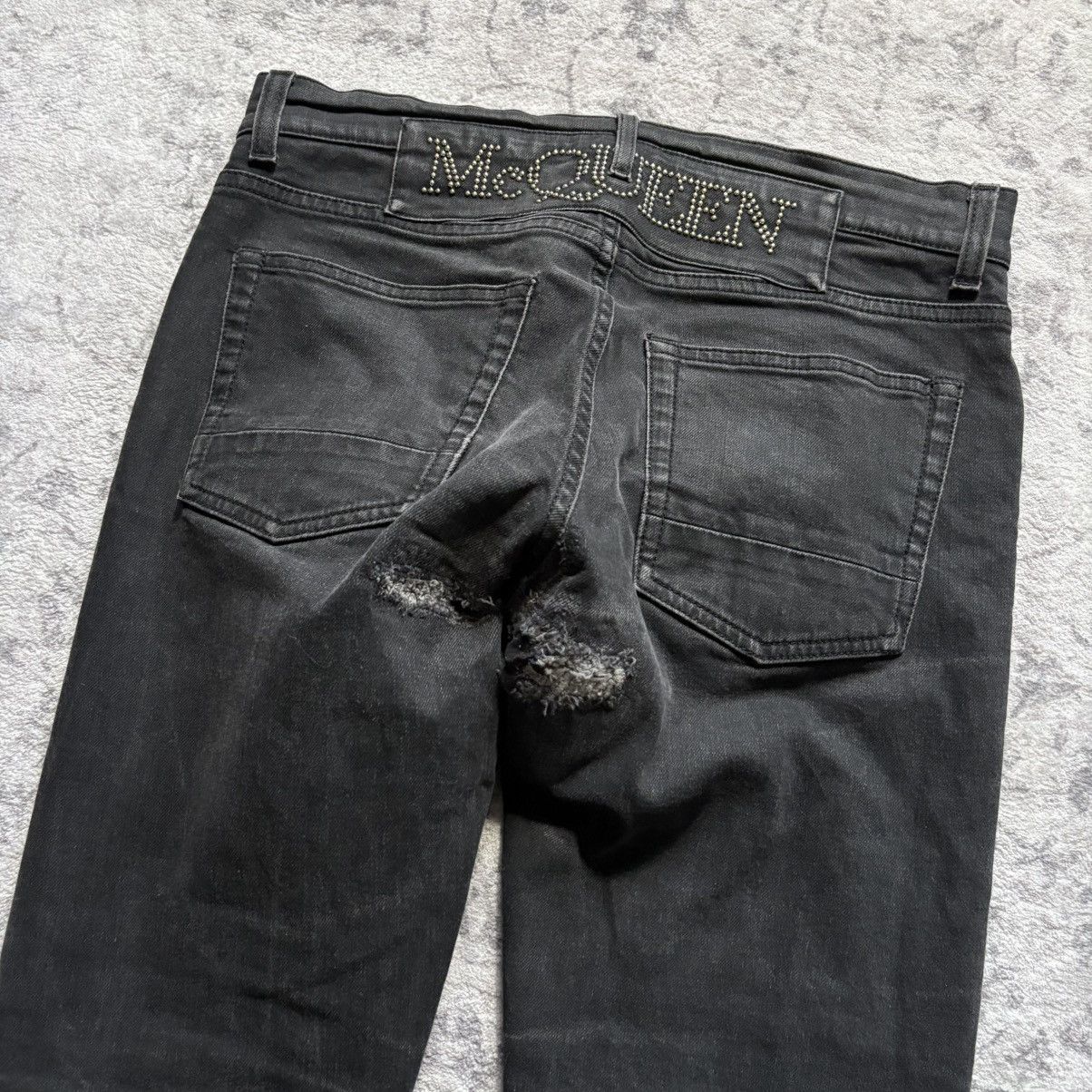 Alexander McQueen Alexander McQueen Studded Logo Branded Skinny Jeans Black Size US 30 / EU 46 - 8 Thumbnail