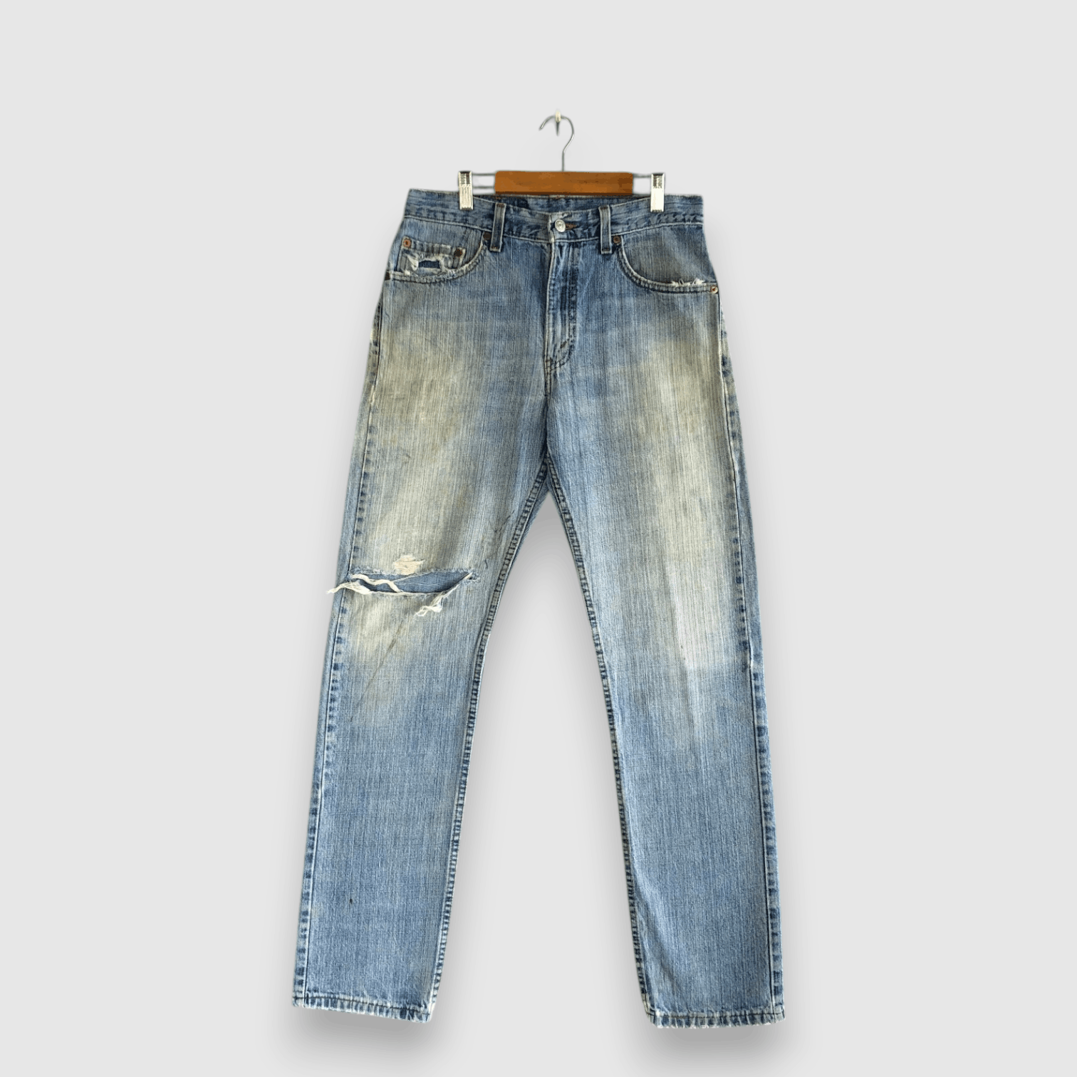 Levi's Vintage Levis 505 Distressed Sun Faded Jeans Levi's Denim Size 28" / US 6 / IT 42 - 1 Thumbnail