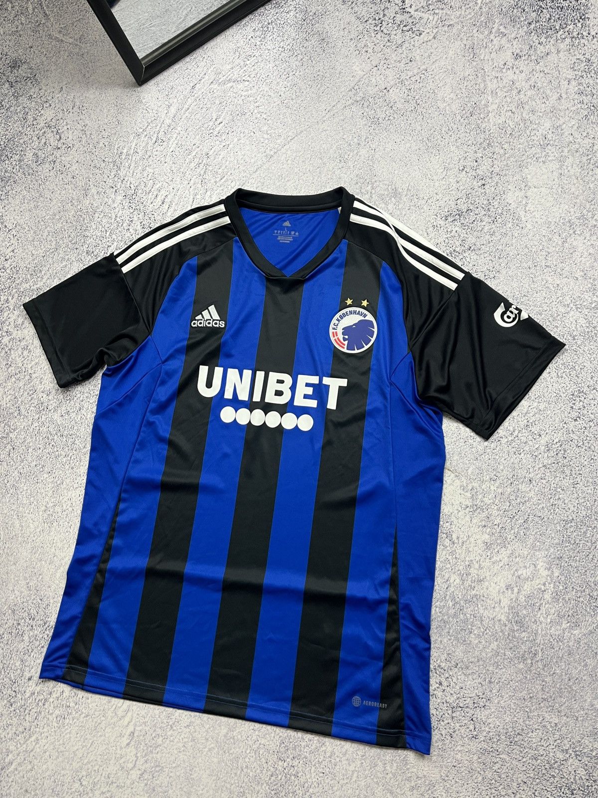 Adidas F.C. KOBENHAVN 2022 Adidas Soccer Jersey Carlsberg Striped Size US L / EU 52-54 / 3 - 2 Thumbnail