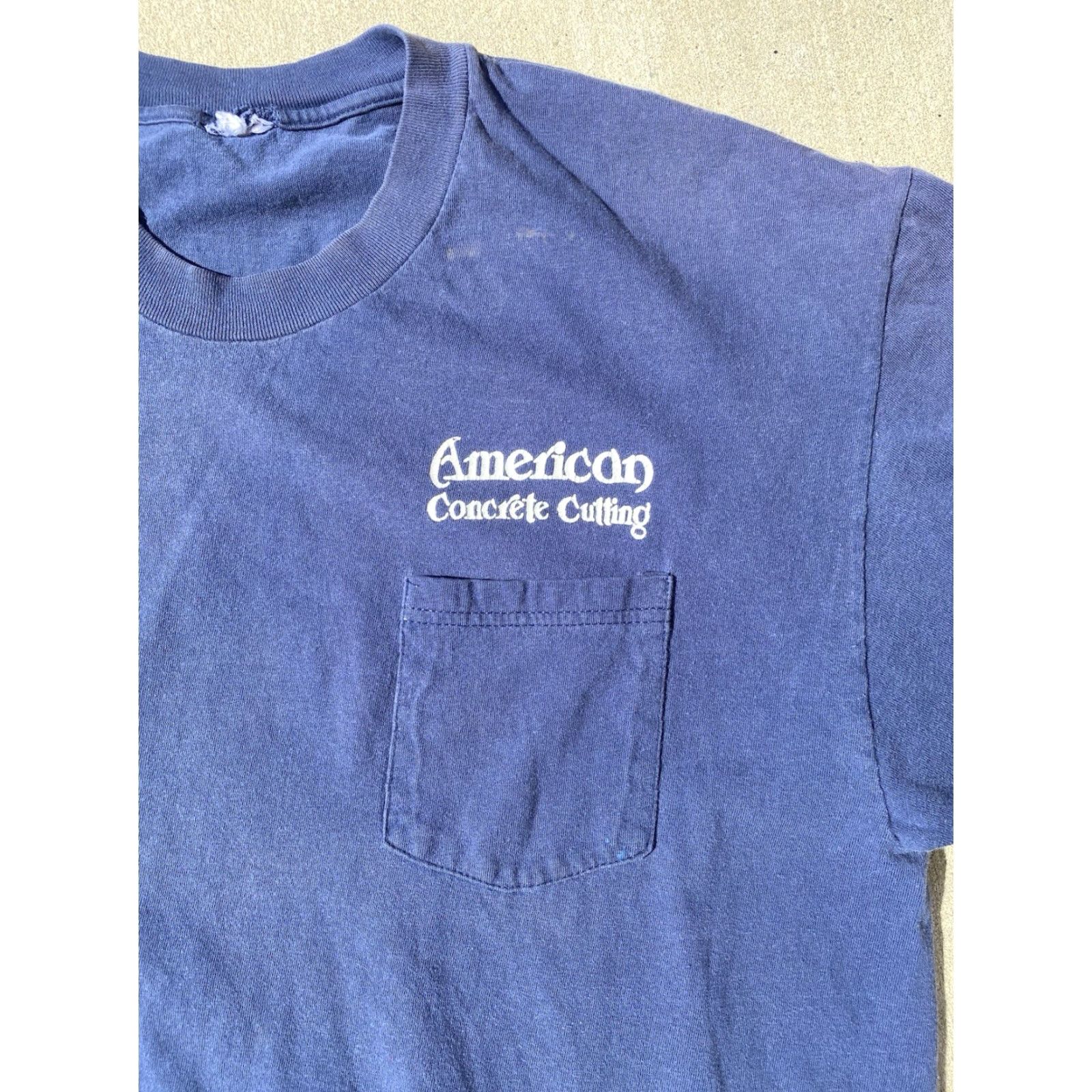 Vintage VINTAGE American Pocket Tee Graphic Graphic T-Shirt XL Blue USA 90s Mens Short Sleeve Crew Neck Pockets Back Graphic 1990s Size US XL / EU 56 / 4 - 5 Thumbnail