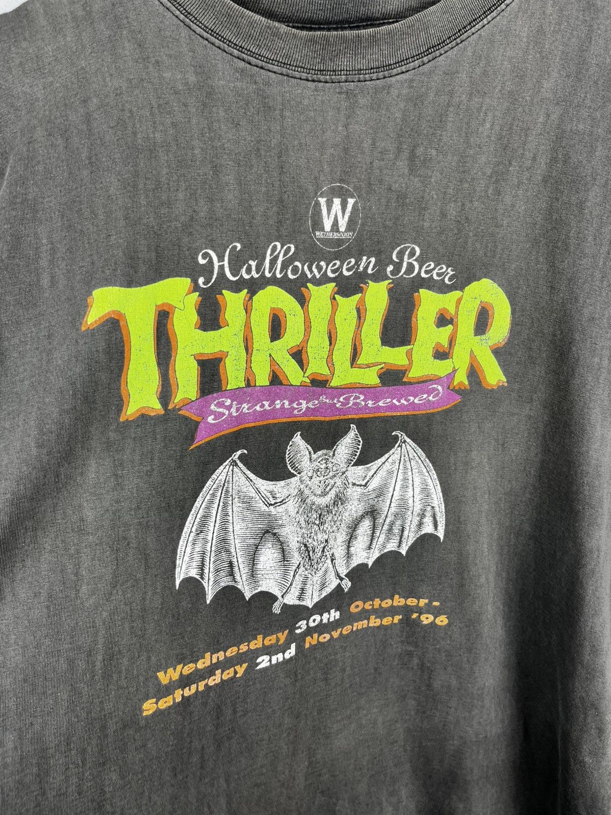 Band Tees Thriller t shirt vintage Size US XL / EU 56 / 4 - 8 Thumbnail