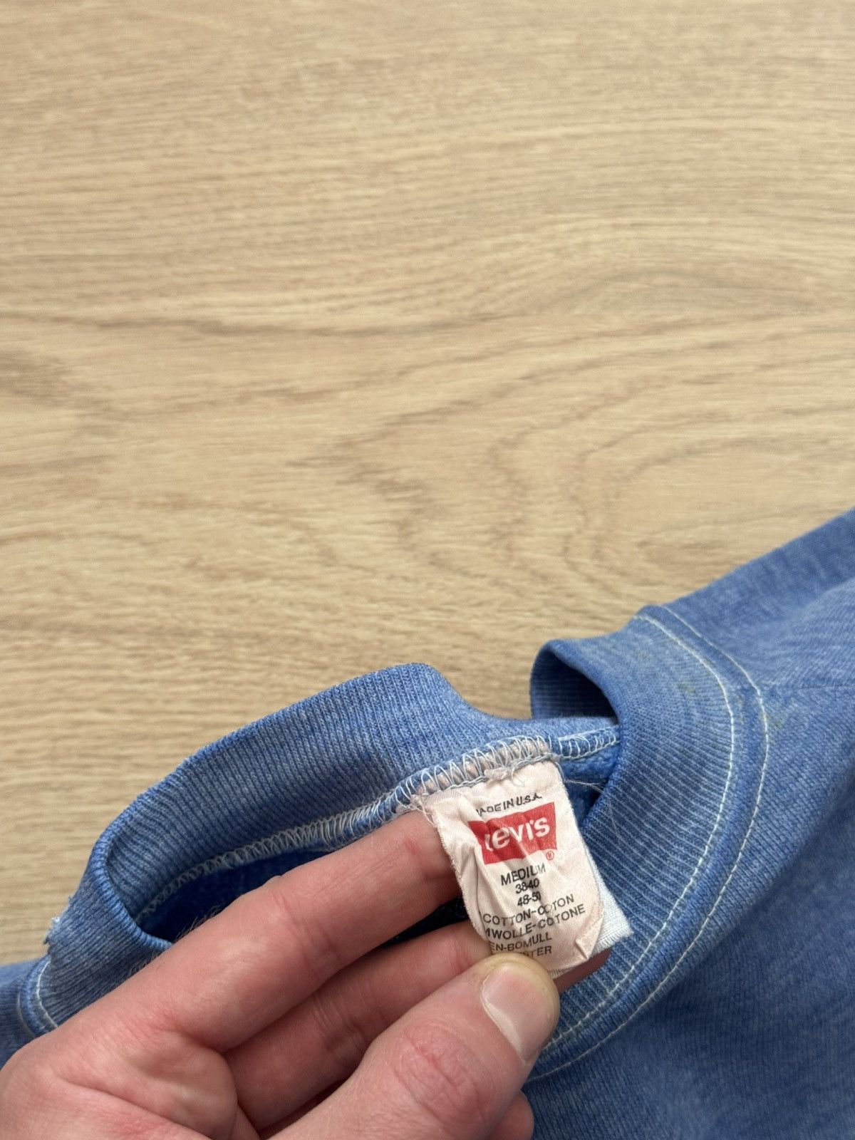 Levi's Vintage 80’s Levi’s Blue Sunfaded Distressed Blue Sweatshirt Size M / US 6-8 / IT 42-44 - 10 Thumbnail